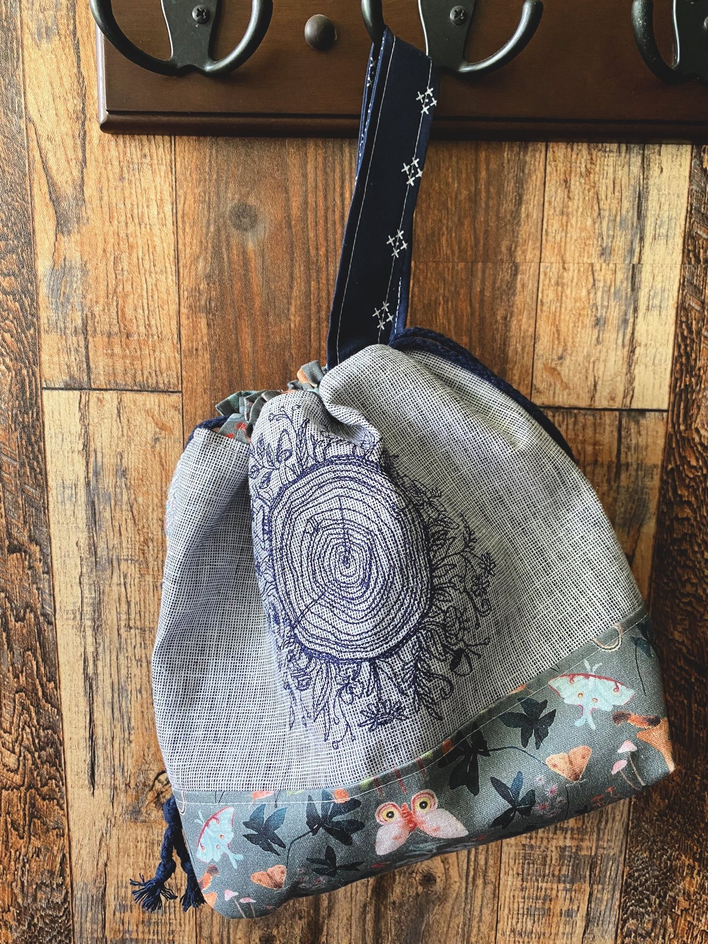 Nurse Log Small Project Bag