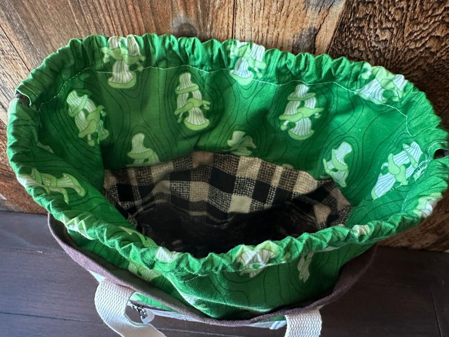 Verdant Mushrooms Medium Firefly Project Bag