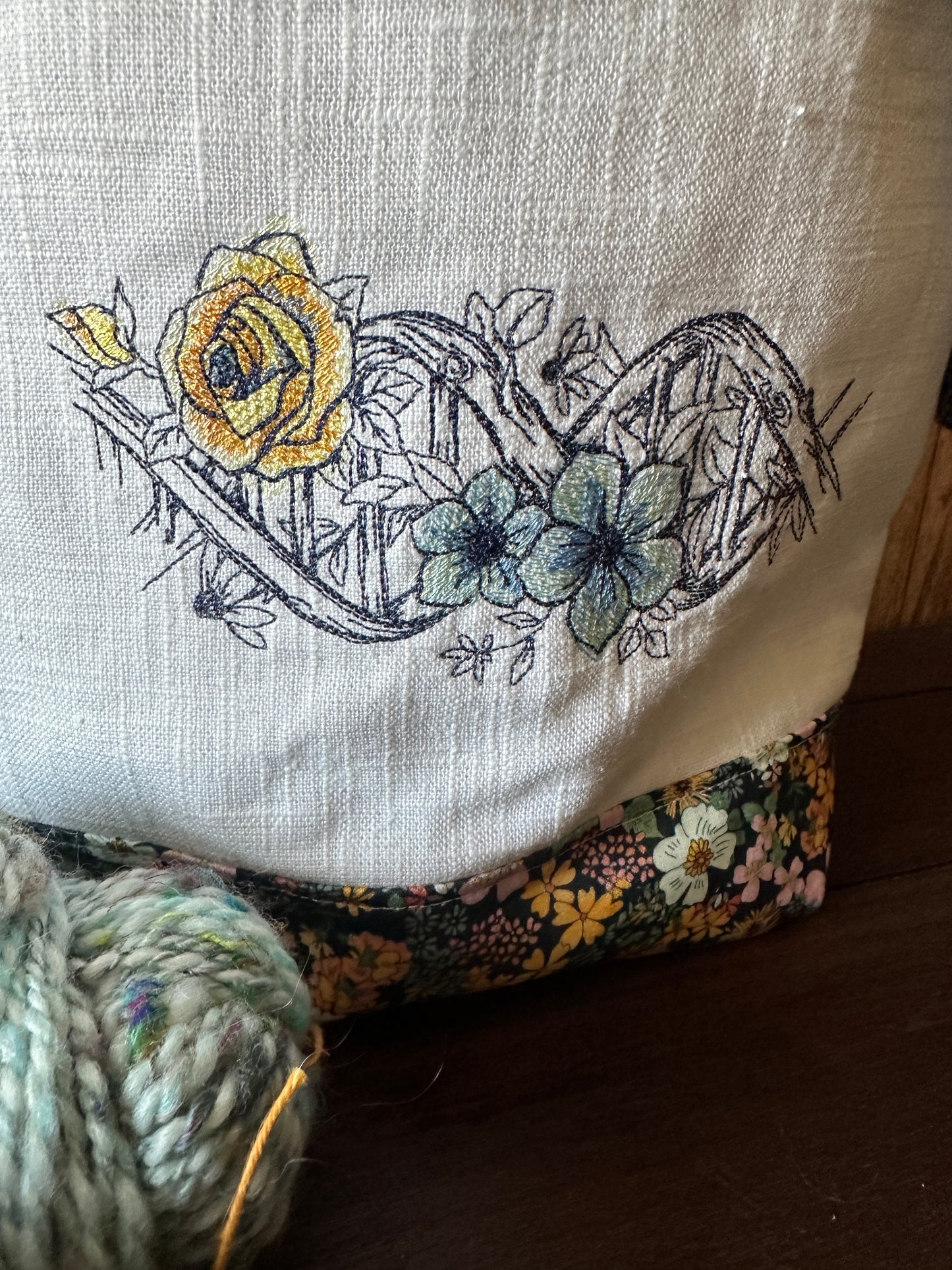 Gardening in my DNA Medium Project Bag