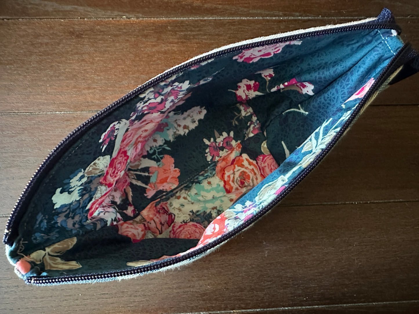 Gardening in my DNA Small Open Wide Spindle Bag