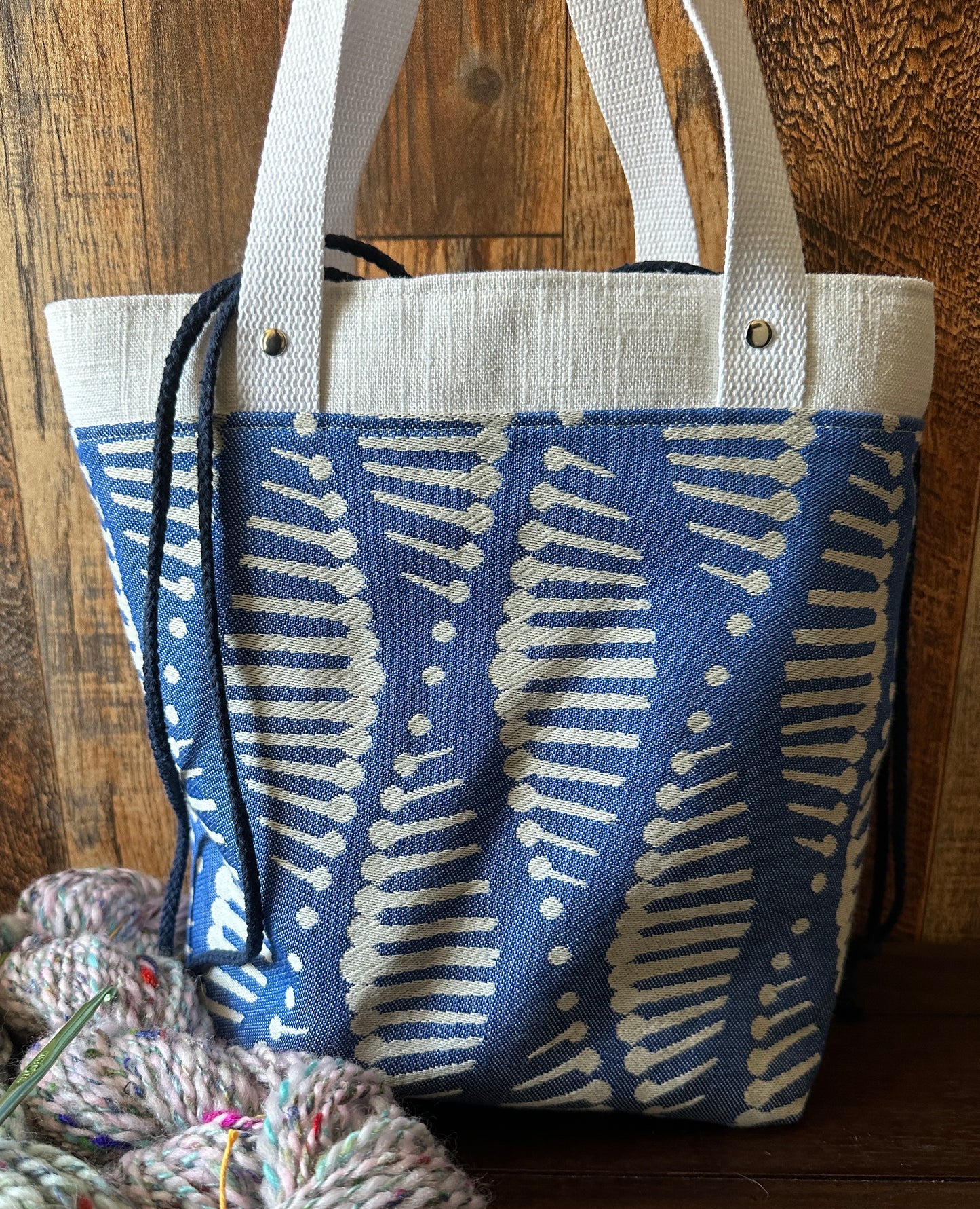 Gardening in my DNA Medium Firefly Project Bag