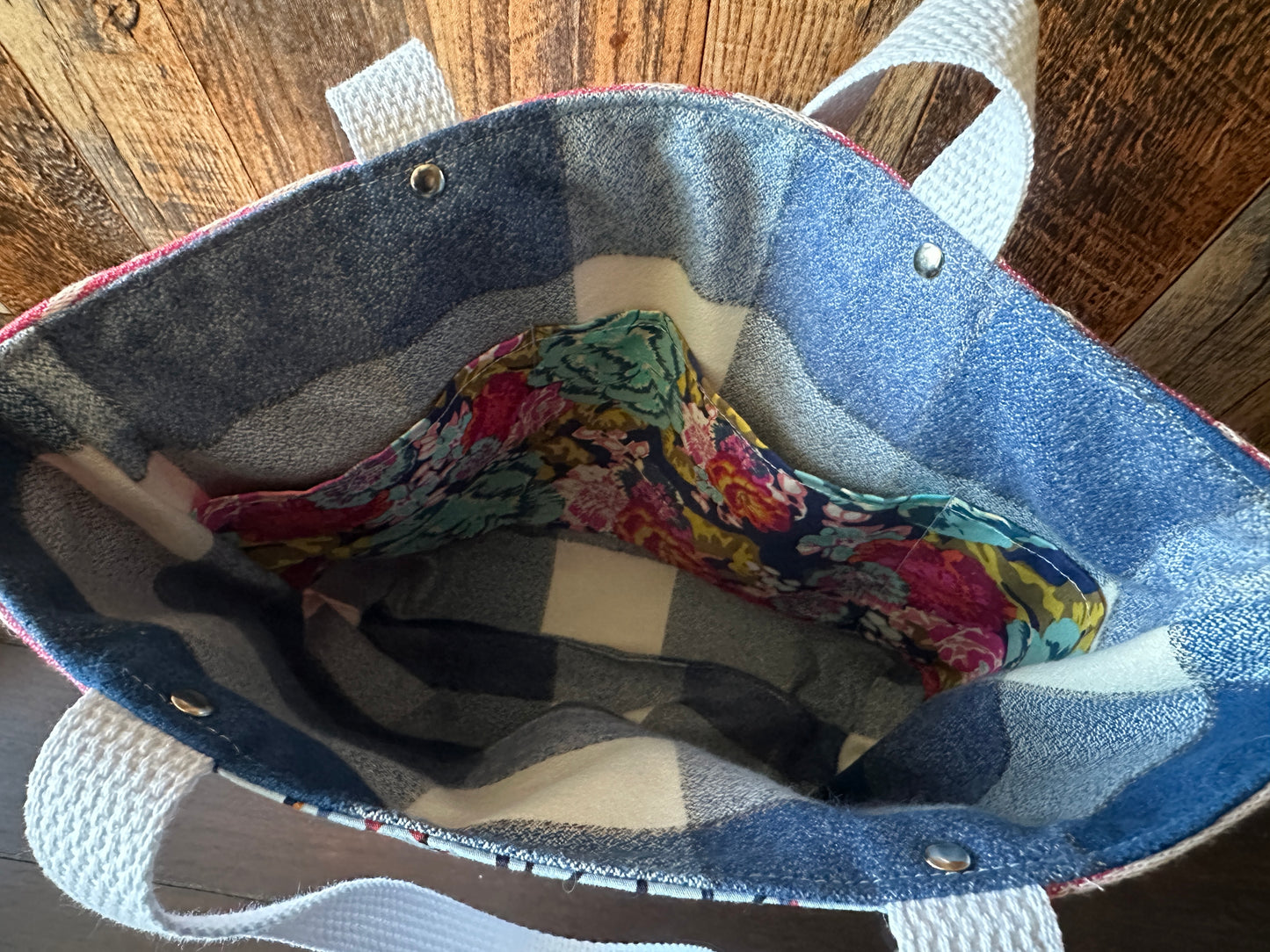 Gardening in my DNA Tote/Book Bag