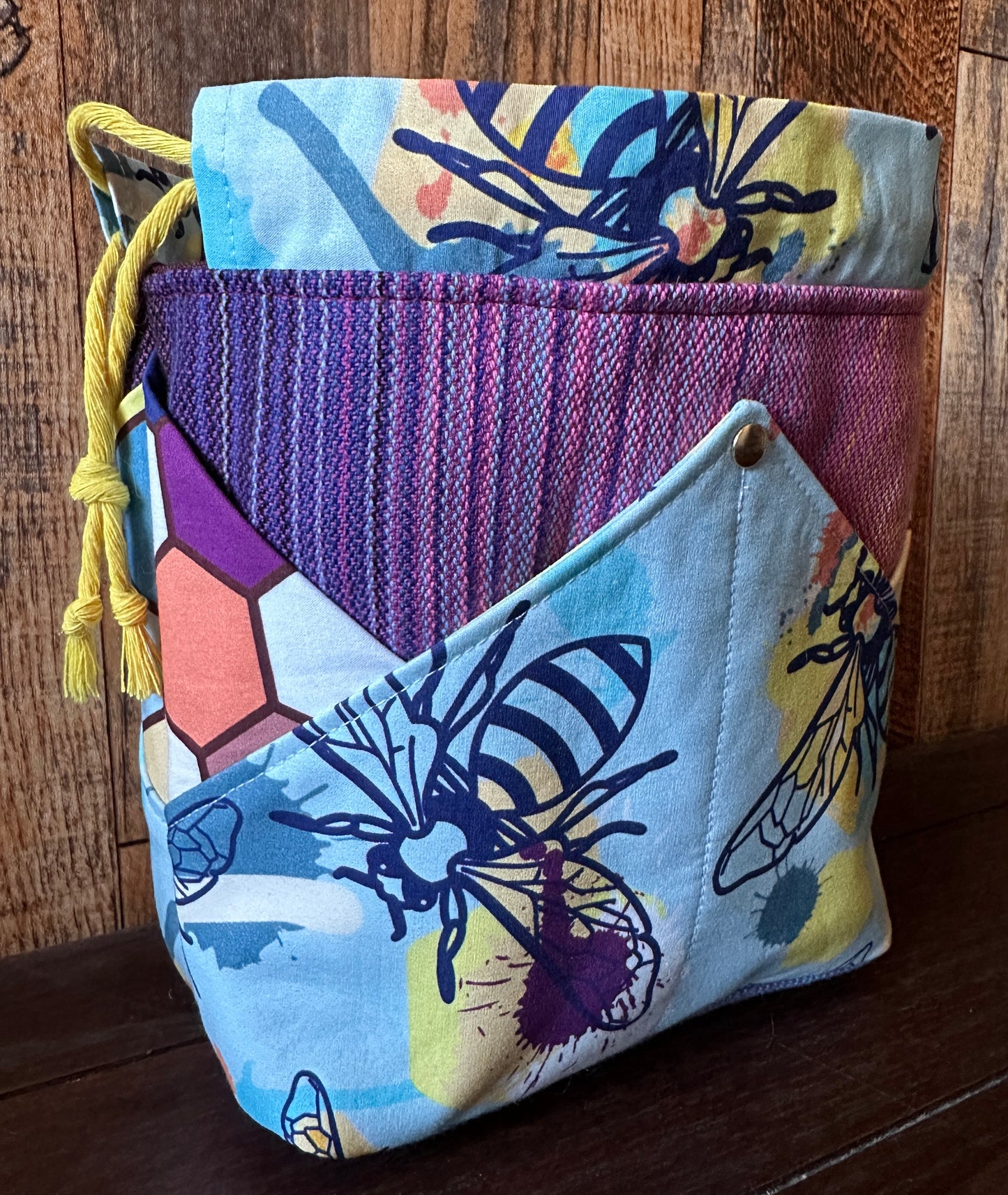 Buzzy Bees Plenty O' Pockets Small Drawstring Pouch