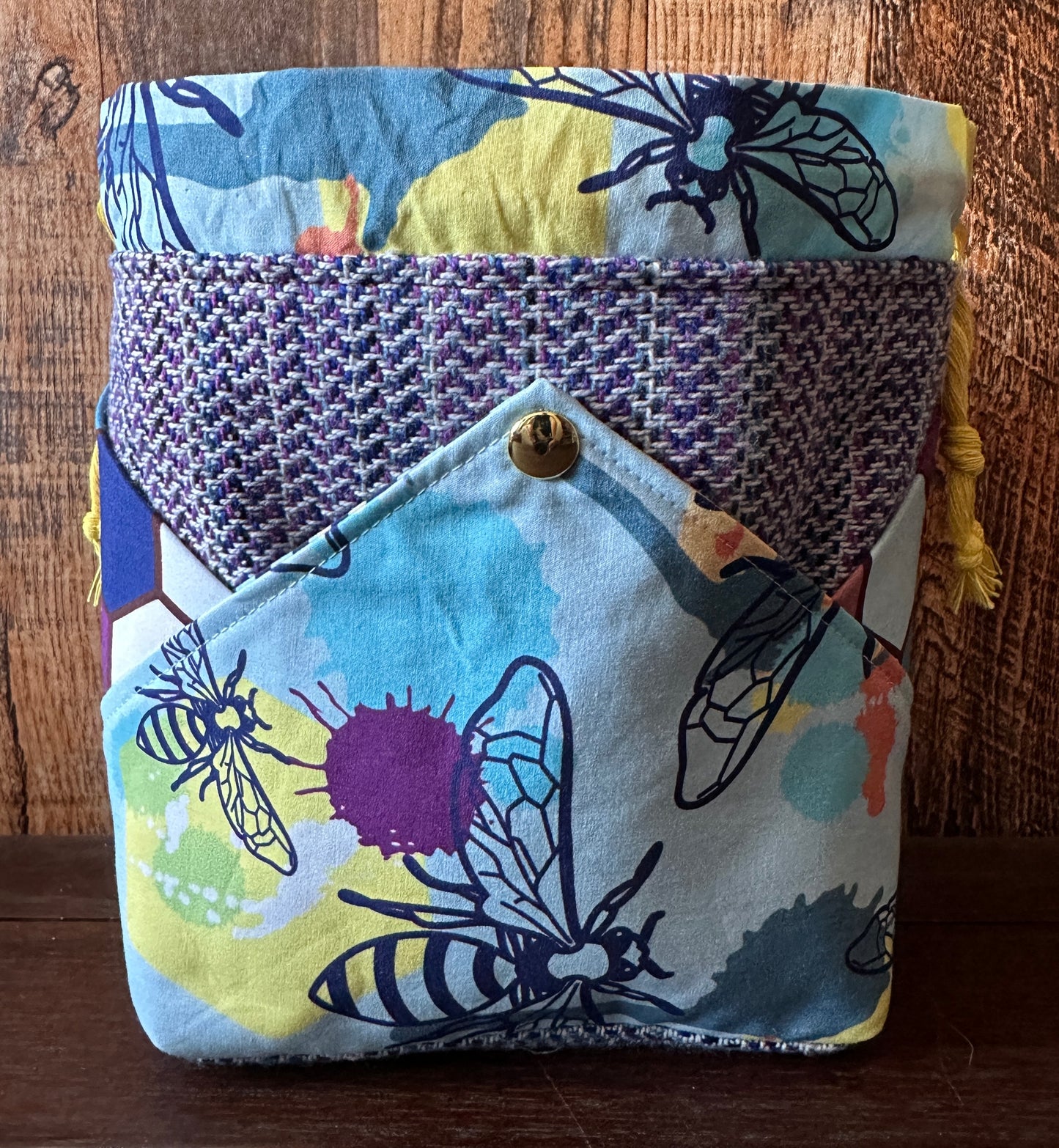 Buzzy Bees Plenty O' Pockets Small Drawstring Pouch