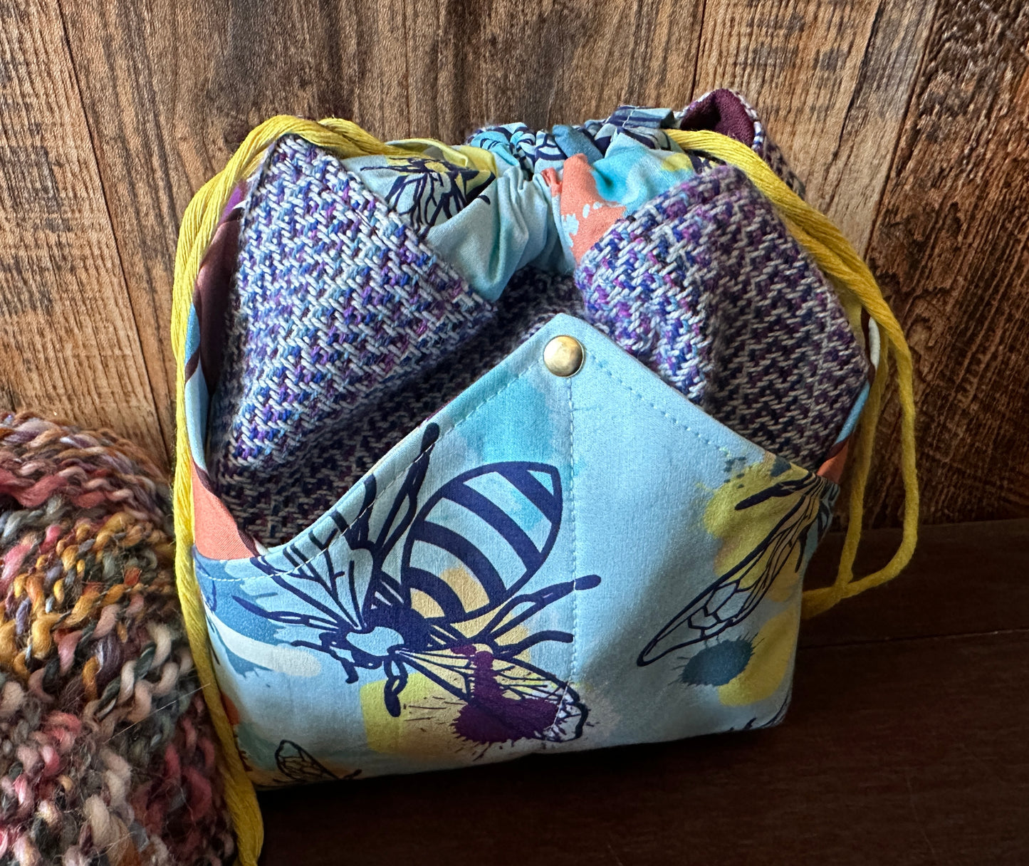 Buzzy Bees Plenty O' Pockets Small Drawstring Pouch