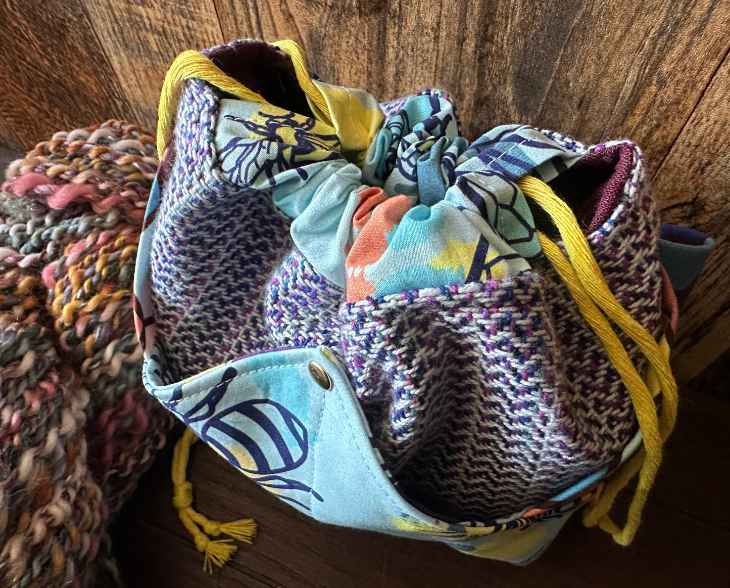 Buzzy Bees Plenty O' Pockets Small Drawstring Pouch