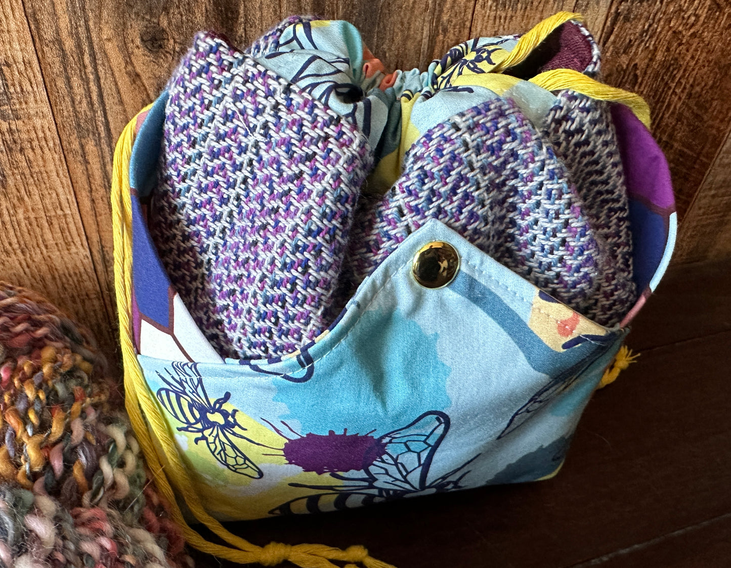 Buzzy Bees Plenty O' Pockets Small Drawstring Pouch