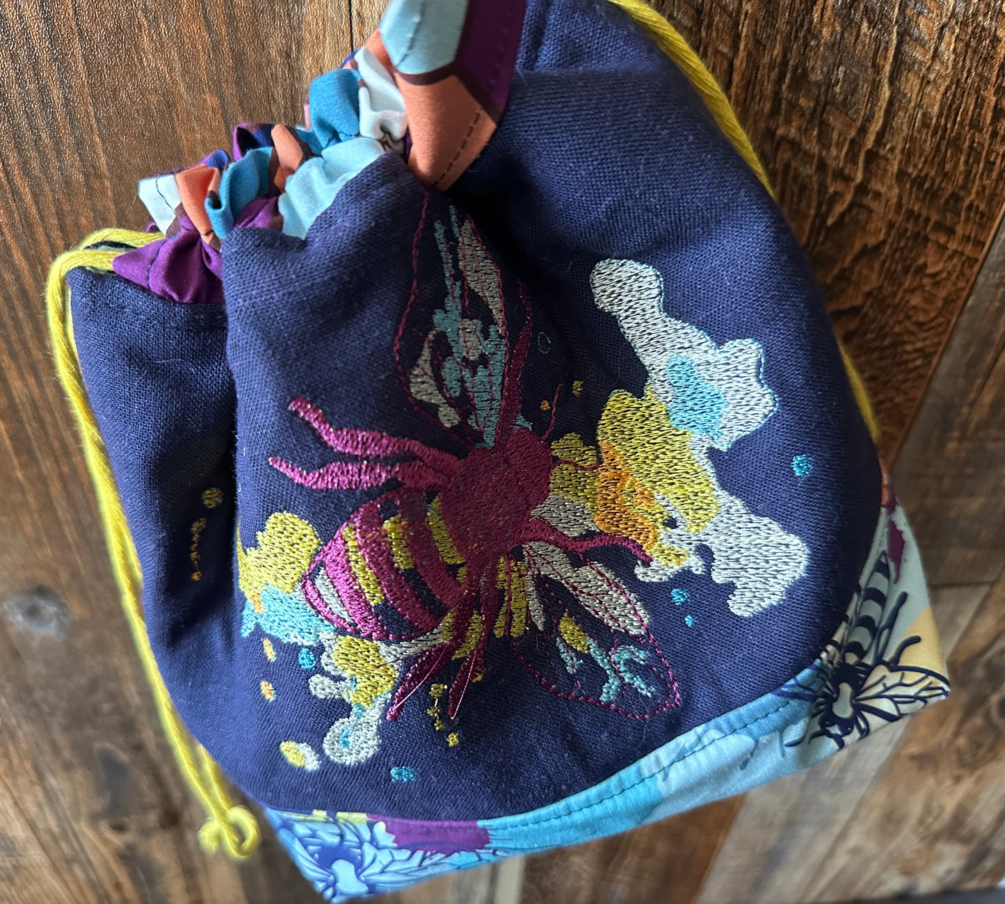 Buzzy Bees Small Project Bag