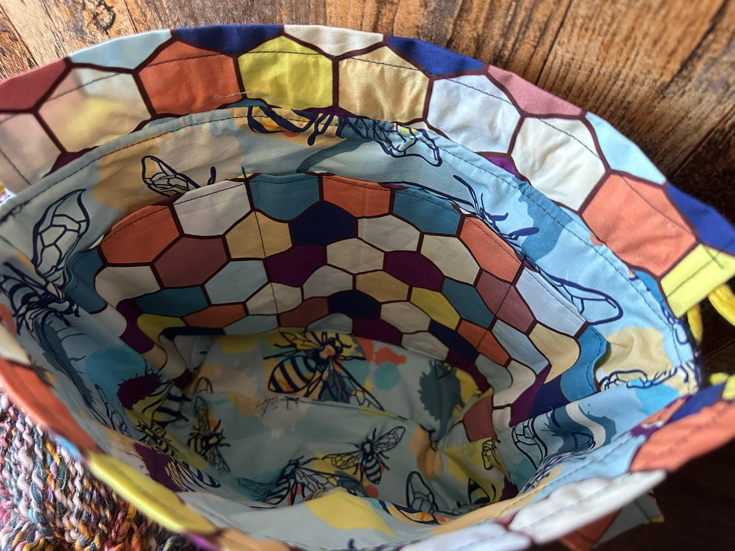 Buzzy Bees Medium Project Bag