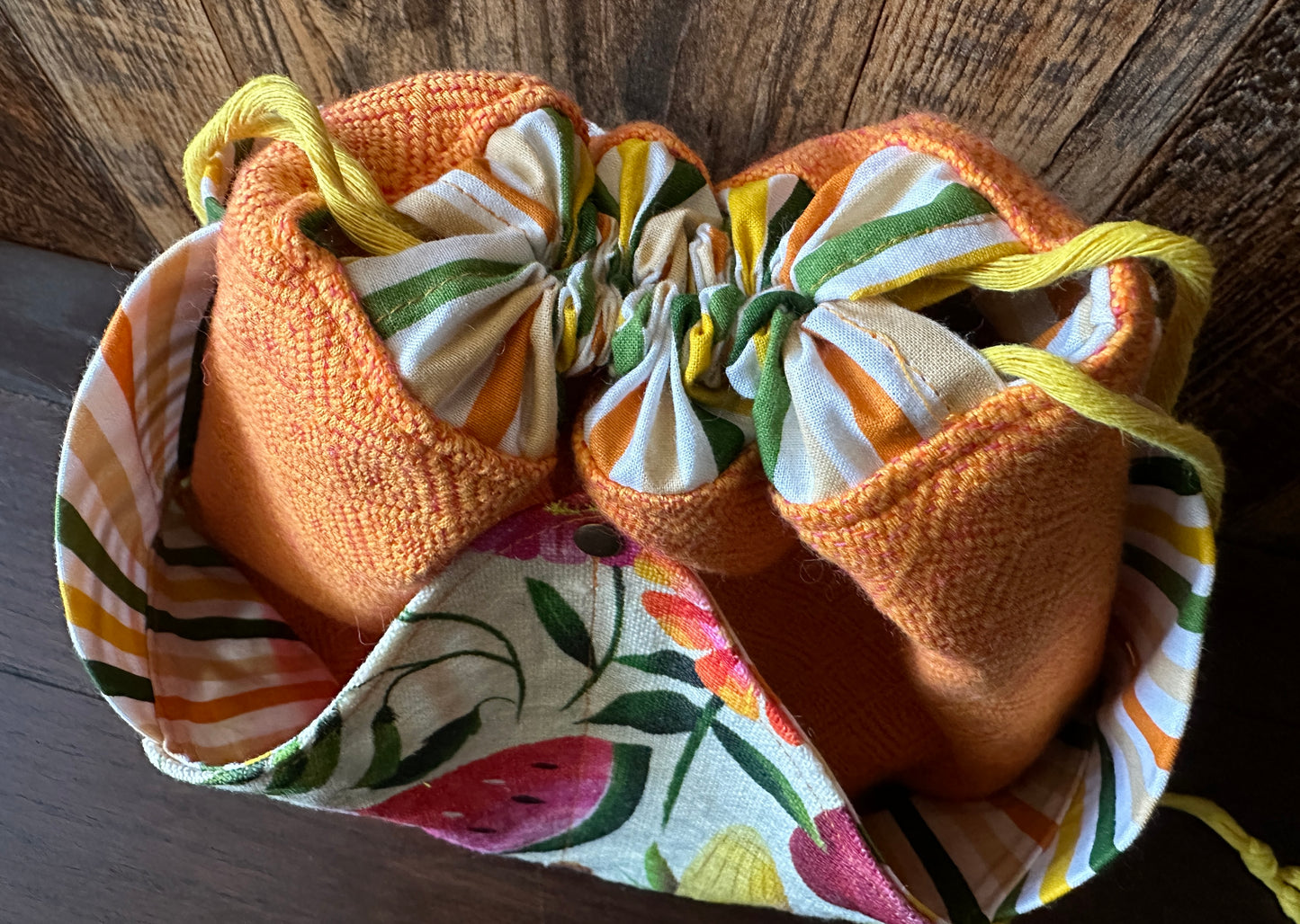 Summer Garden Plenty O' Pockets Large Drawstring Pouch