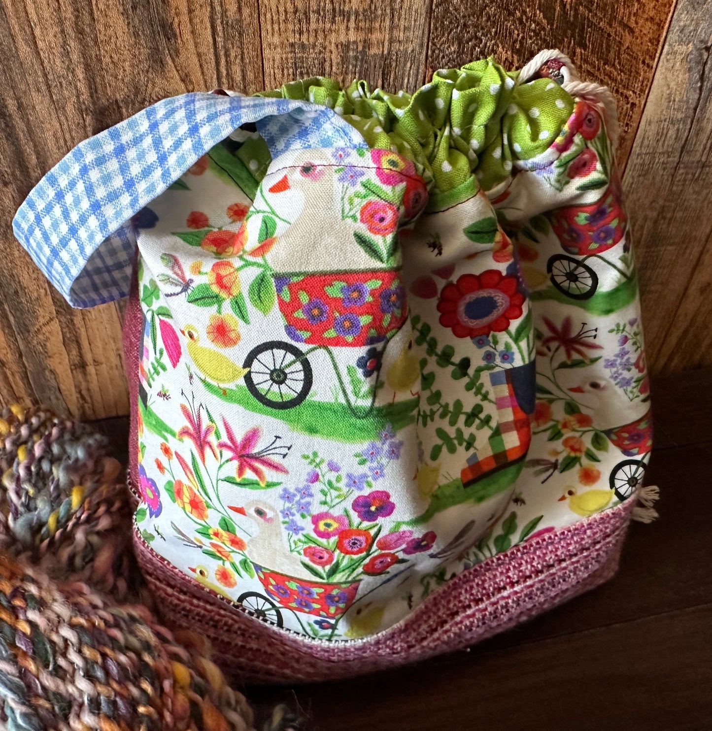 Runner Ducks Medium Project Bag