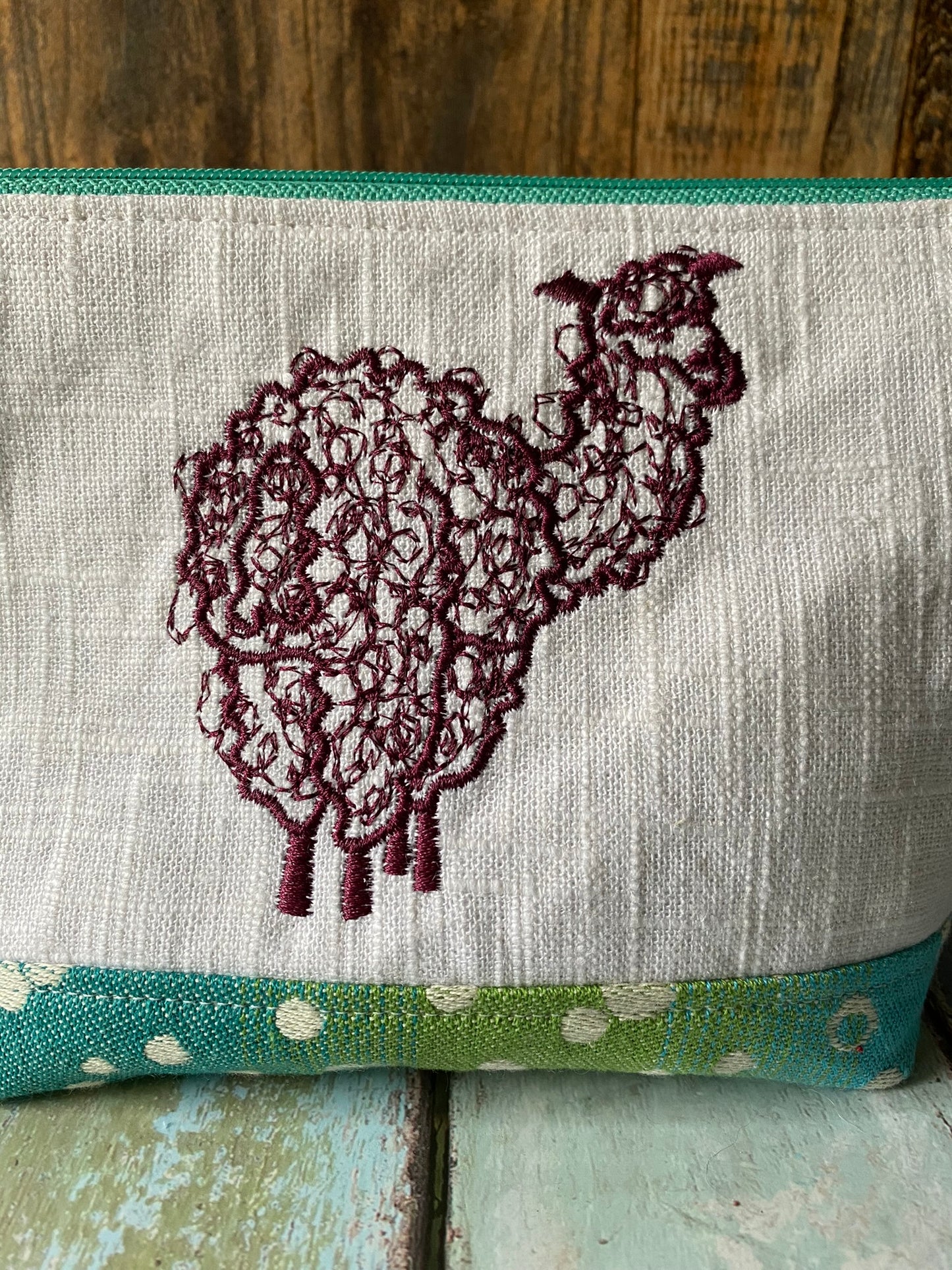 Llama Small Open Wide Spindle Bag