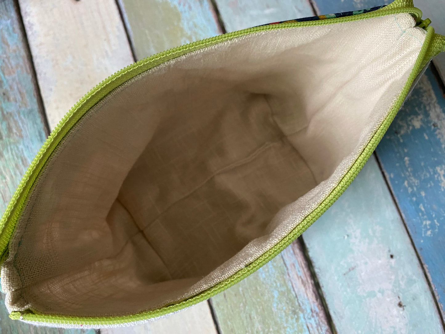 Folk Sheep Small Open Wide Spindle Bag