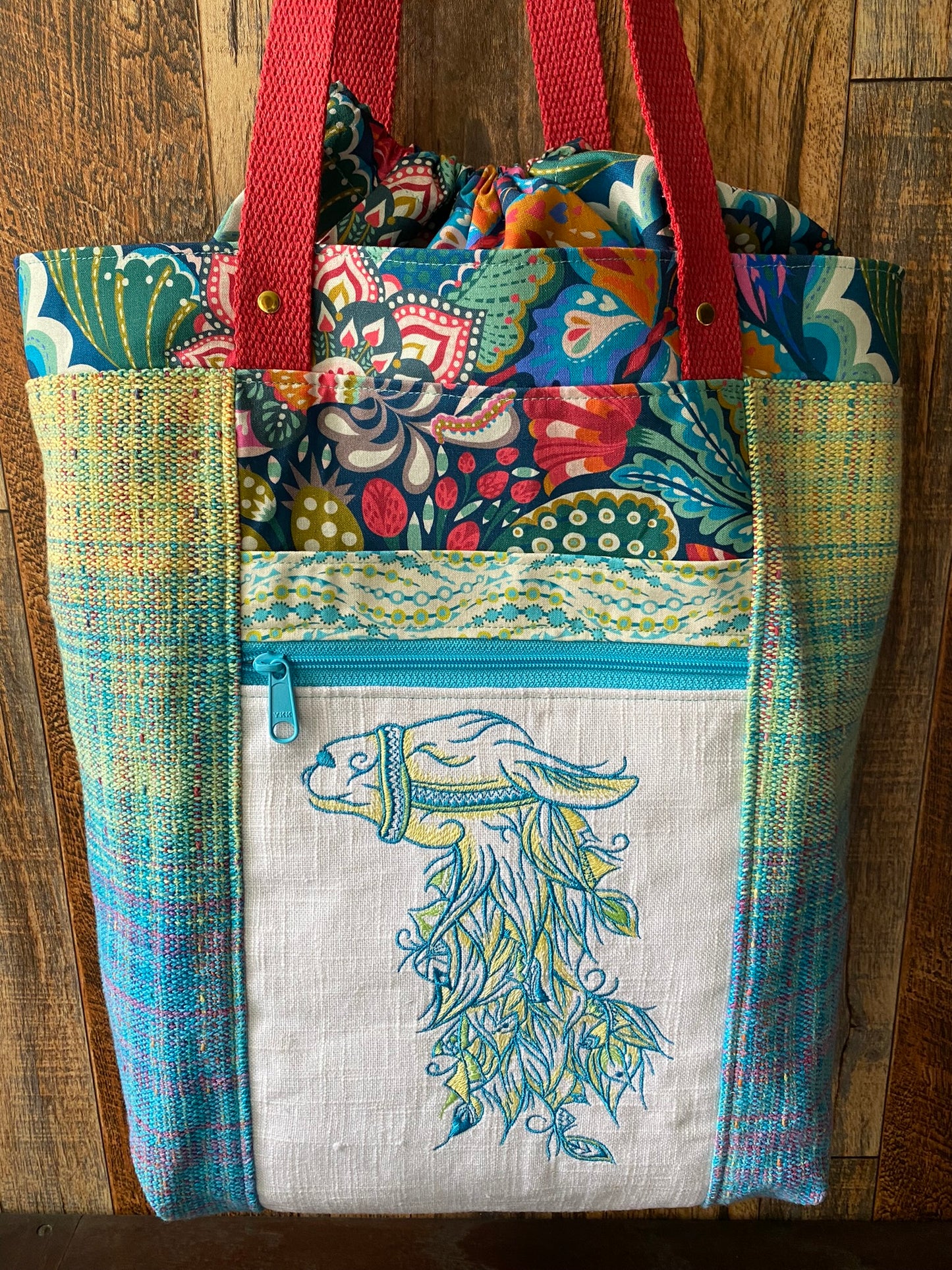 Leafy Llama Large Firefly Project Bag