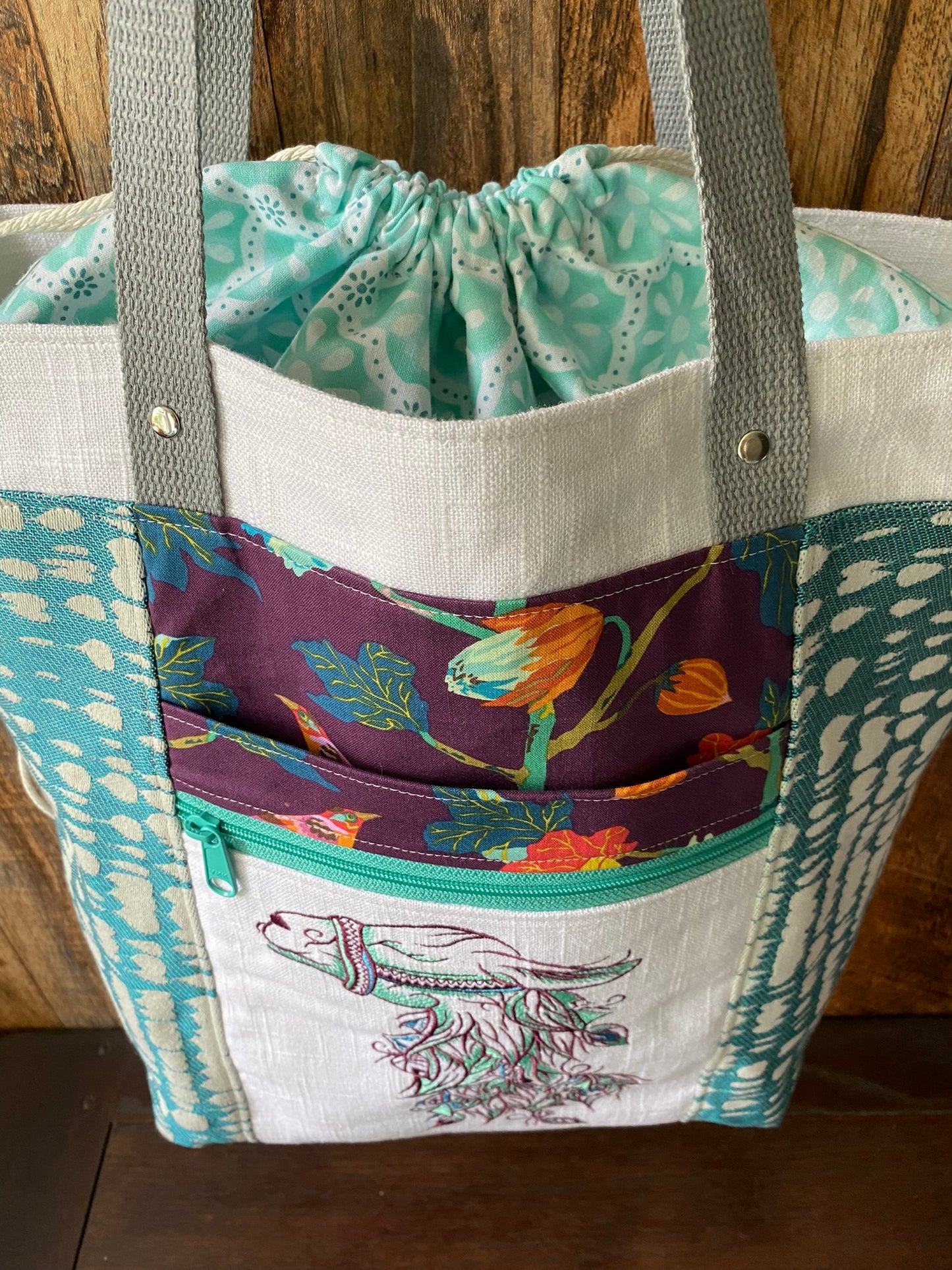 Leafy Llama Large Firefly Project Bag