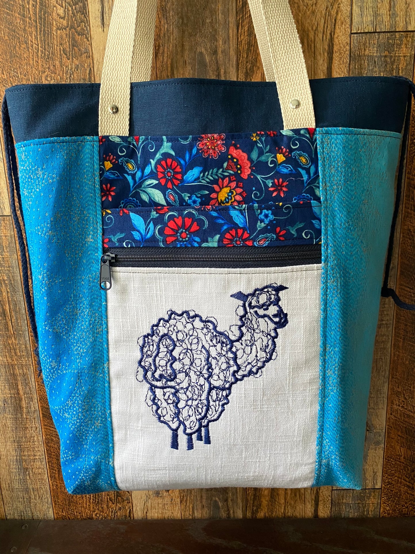 Llama Large Firefly Project Bag