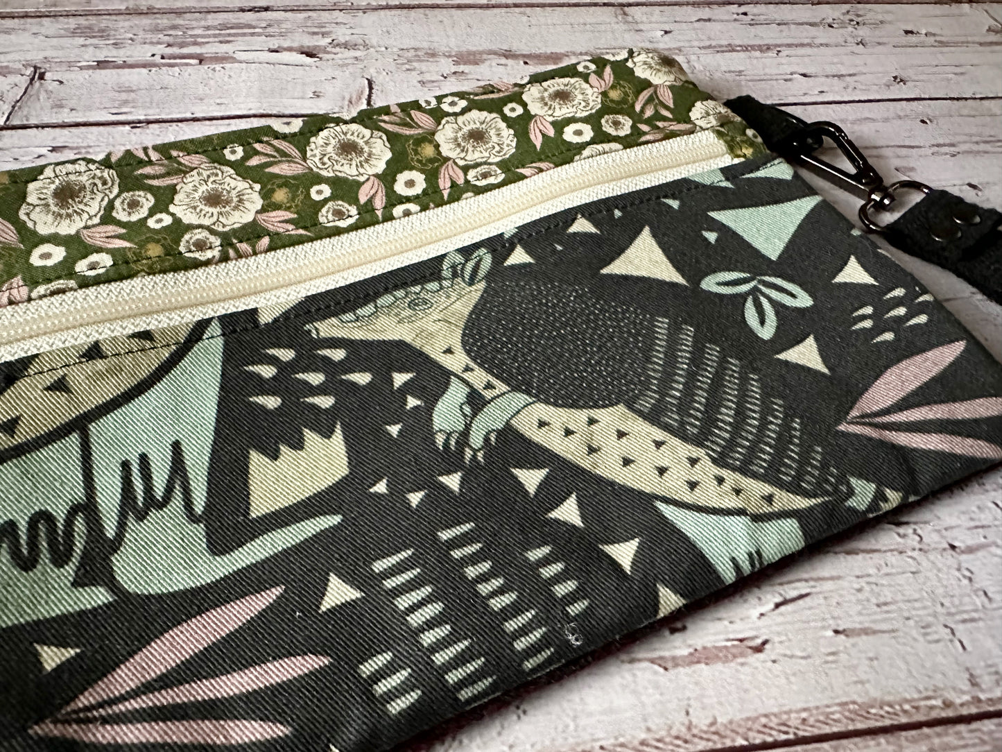 Armadillo Double Zipper Pouch
