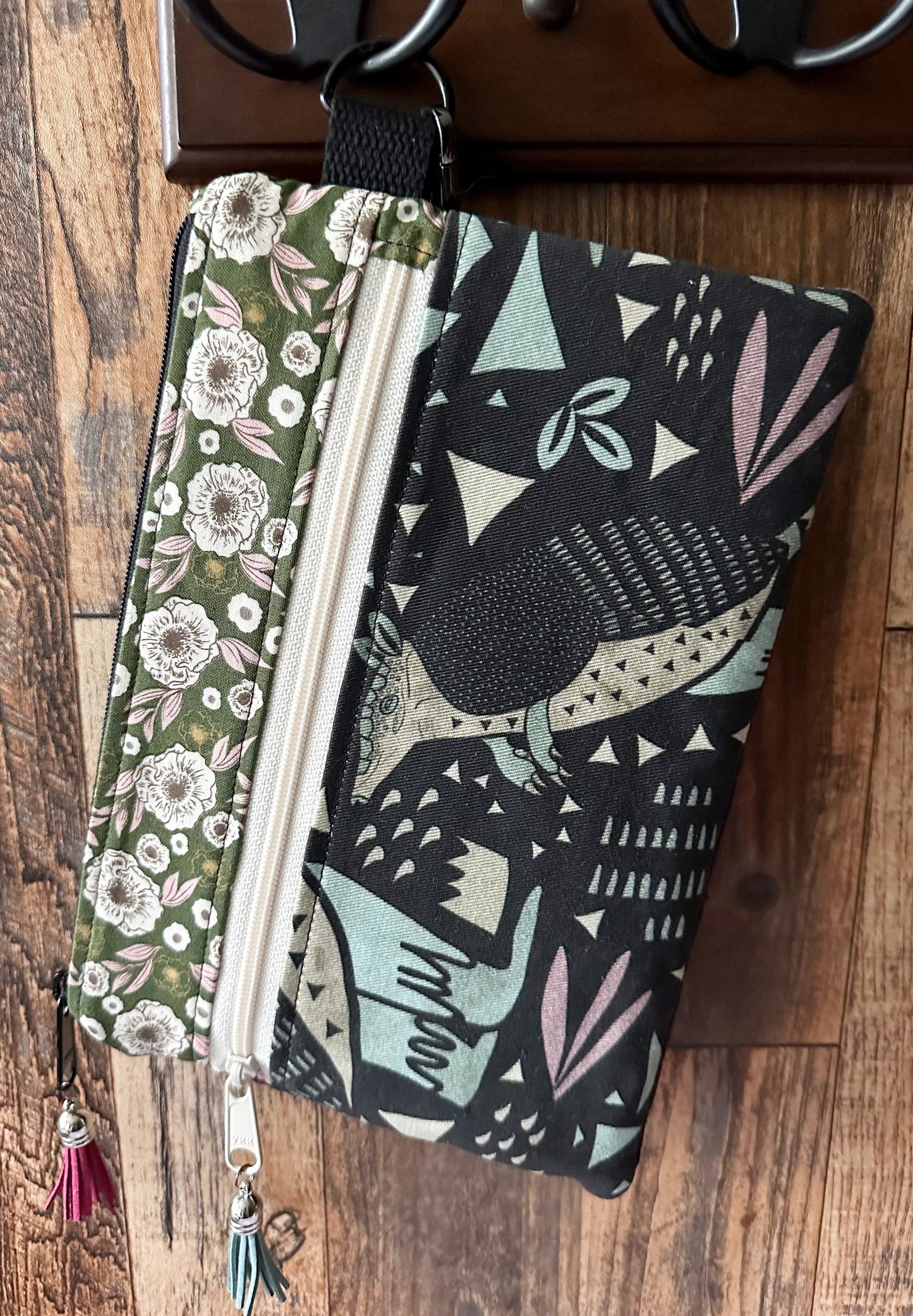 Armadillo Double Zipper Pouch