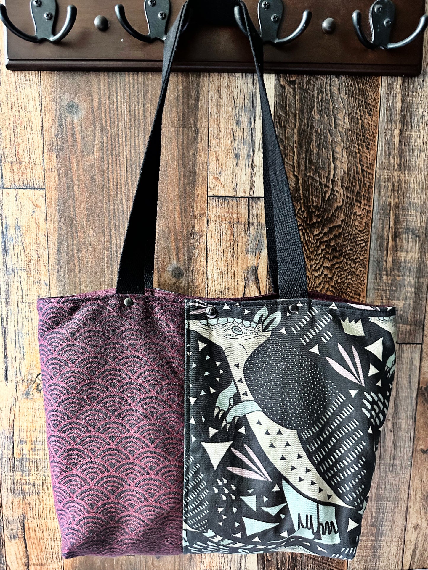 Armadillo Tote Bag with Zipper Pocket Divider