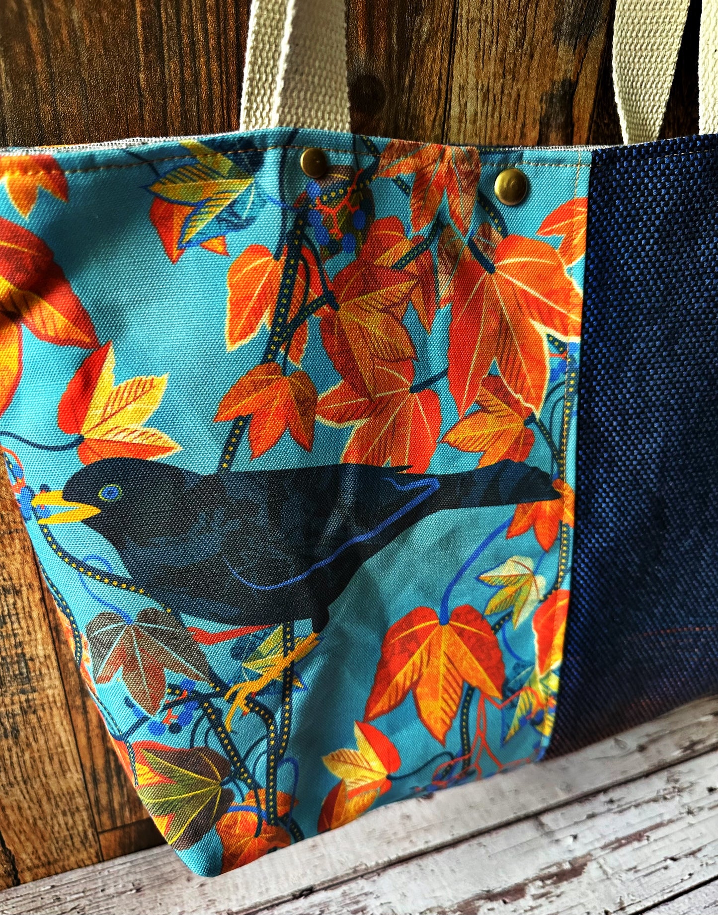 Blackbird in Maples Tote Bag with Zipper Pocket Divider