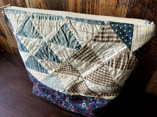 Repurposed Heritage Quilt Large Project or Cosmetic Zipper Bag