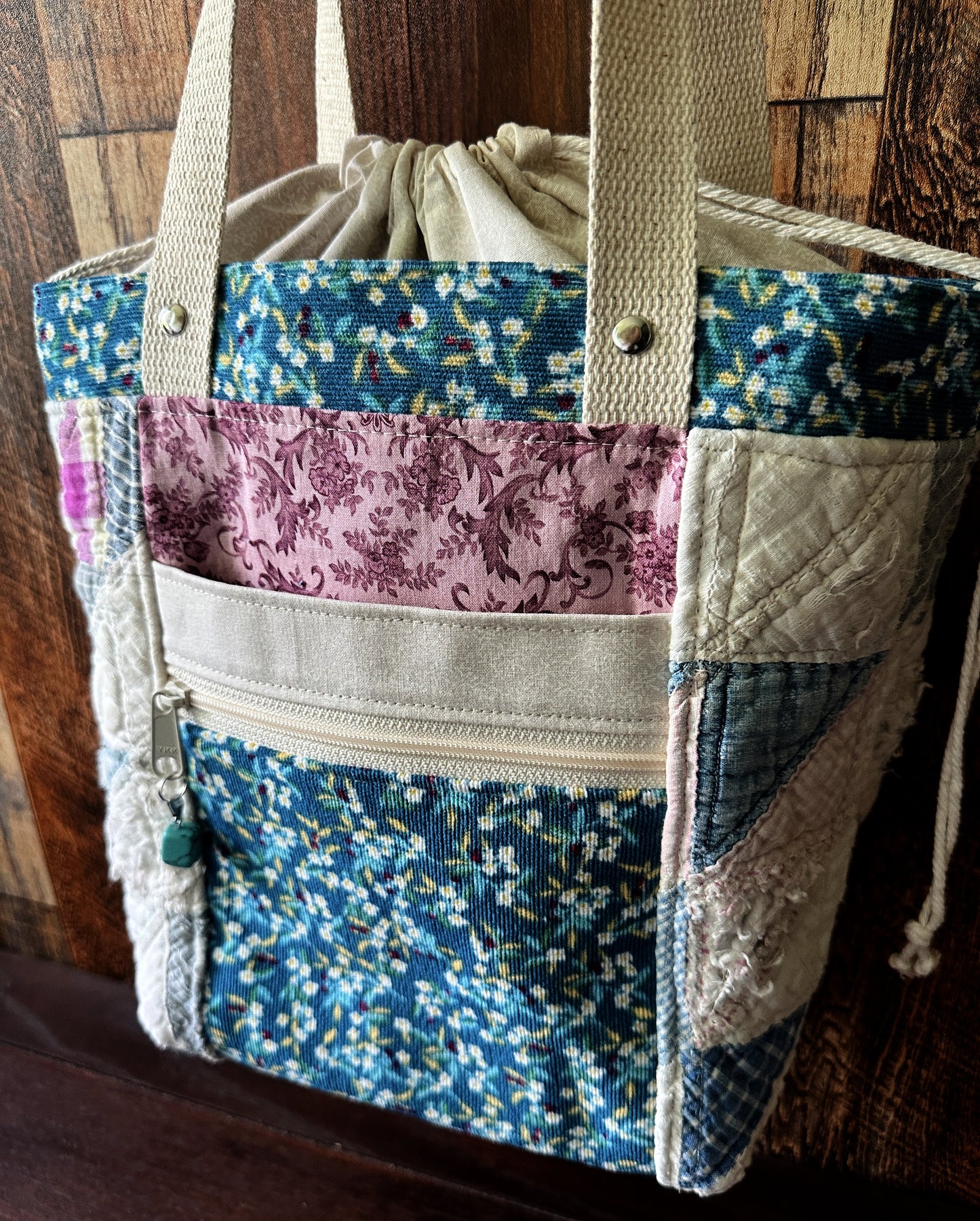 Repurposed Heritage Quilt Medium Deluxe Project Bag