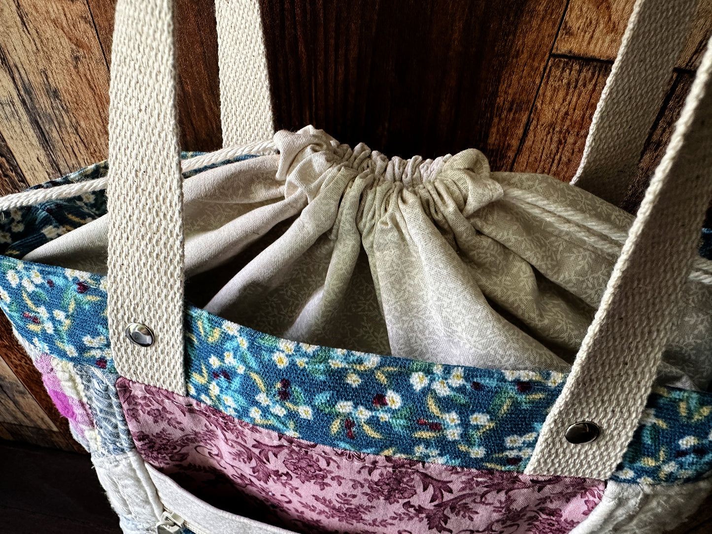 Repurposed Heritage Quilt Medium Deluxe Project Bag