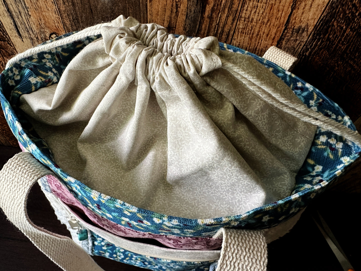 Repurposed Heritage Quilt Medium Deluxe Project Bag