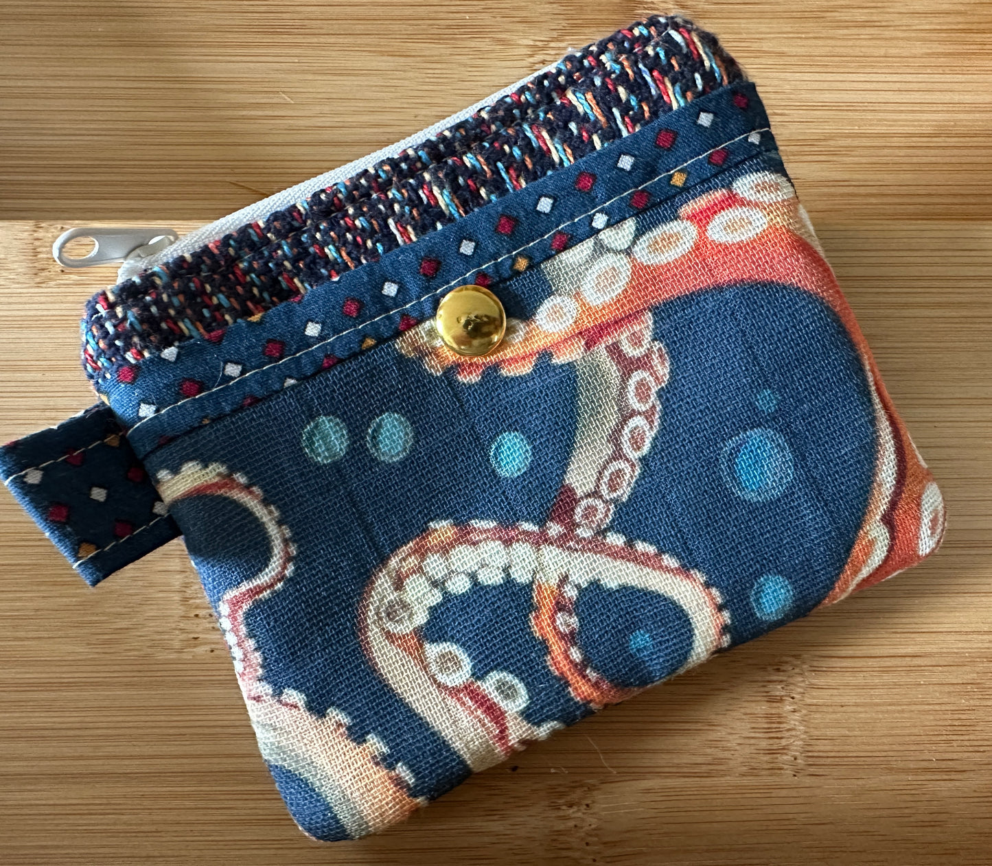 Tentacles Simple Zipper Wallet