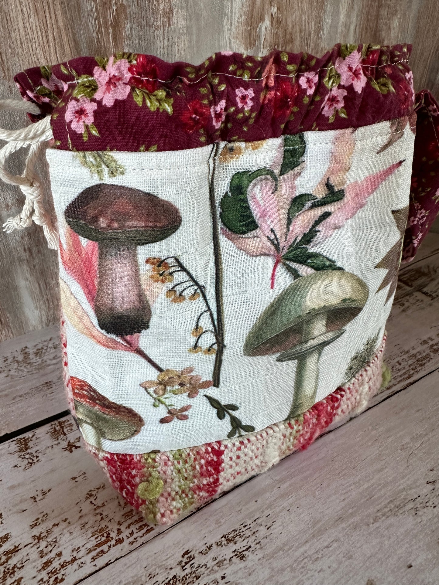 Marvelous Mushrooms Small Project Bag