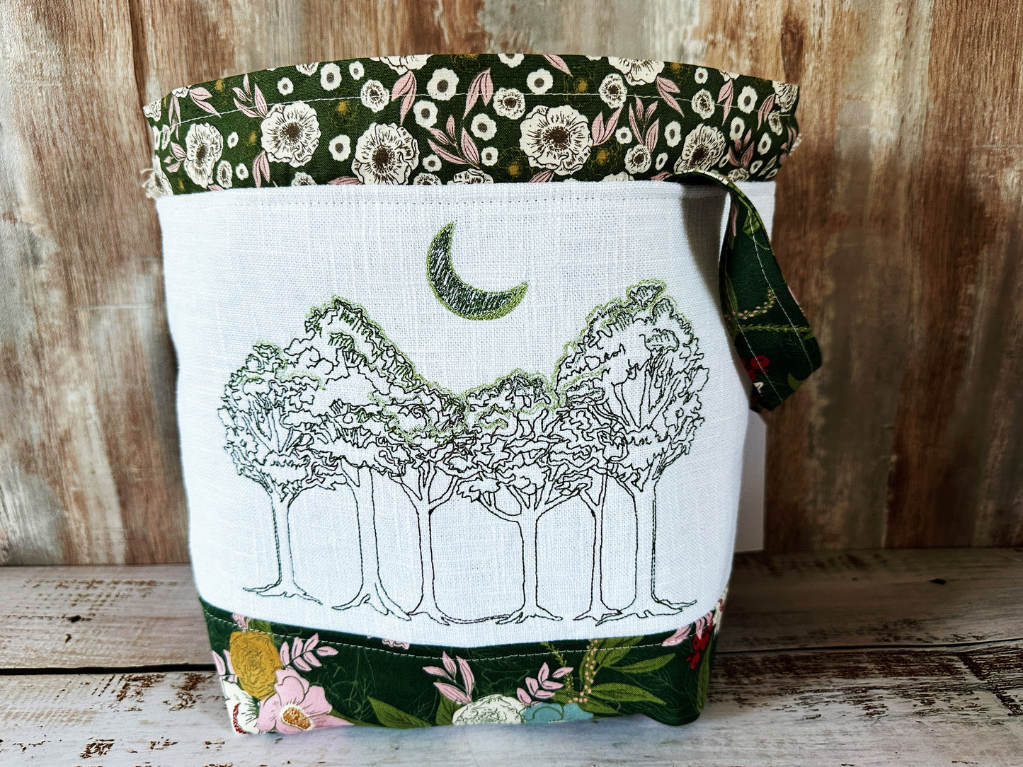 Vernal Moon Phases Medium Project Bag