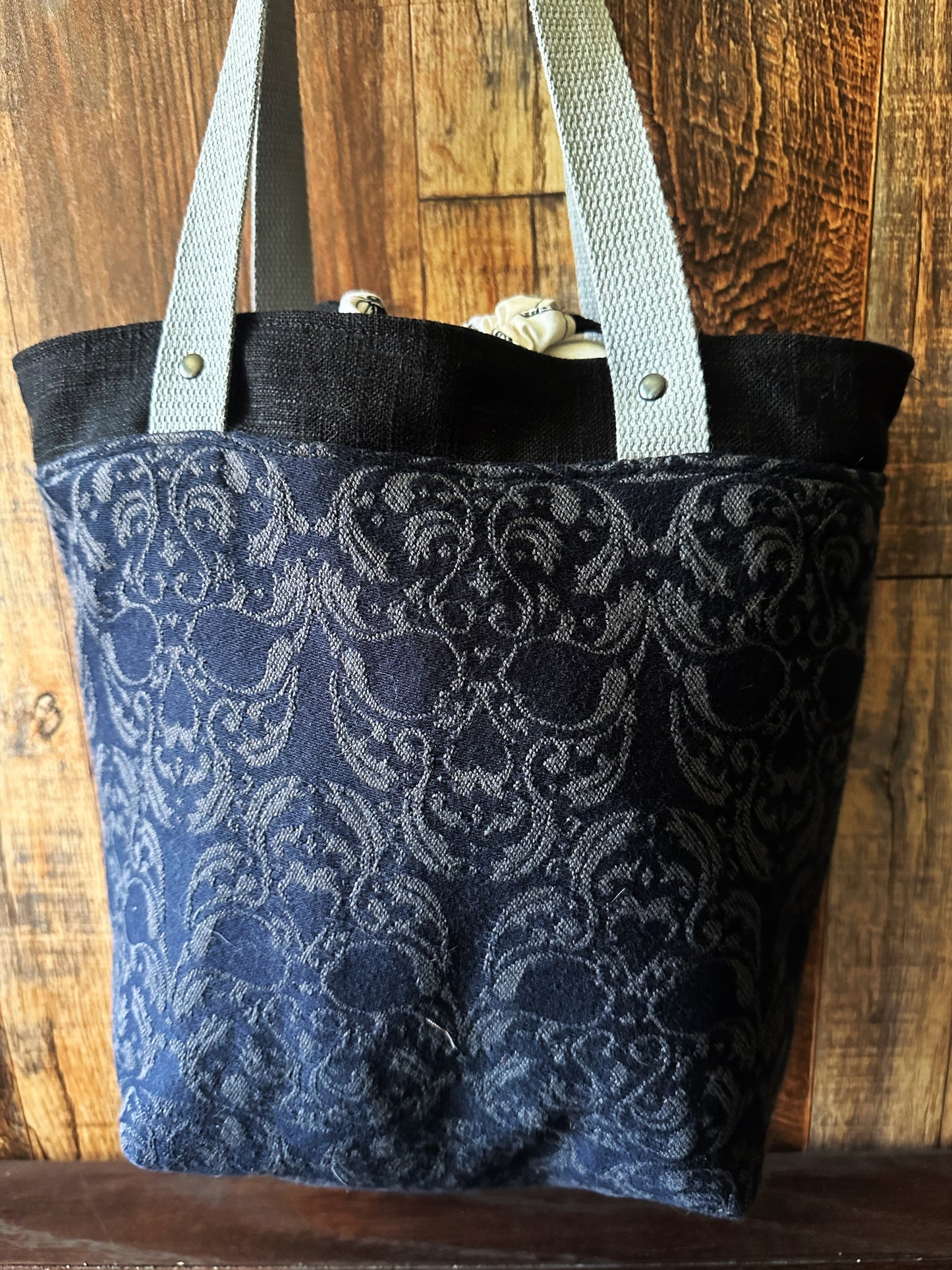 His Gothic Silhouette Medium Firefly Project Bag