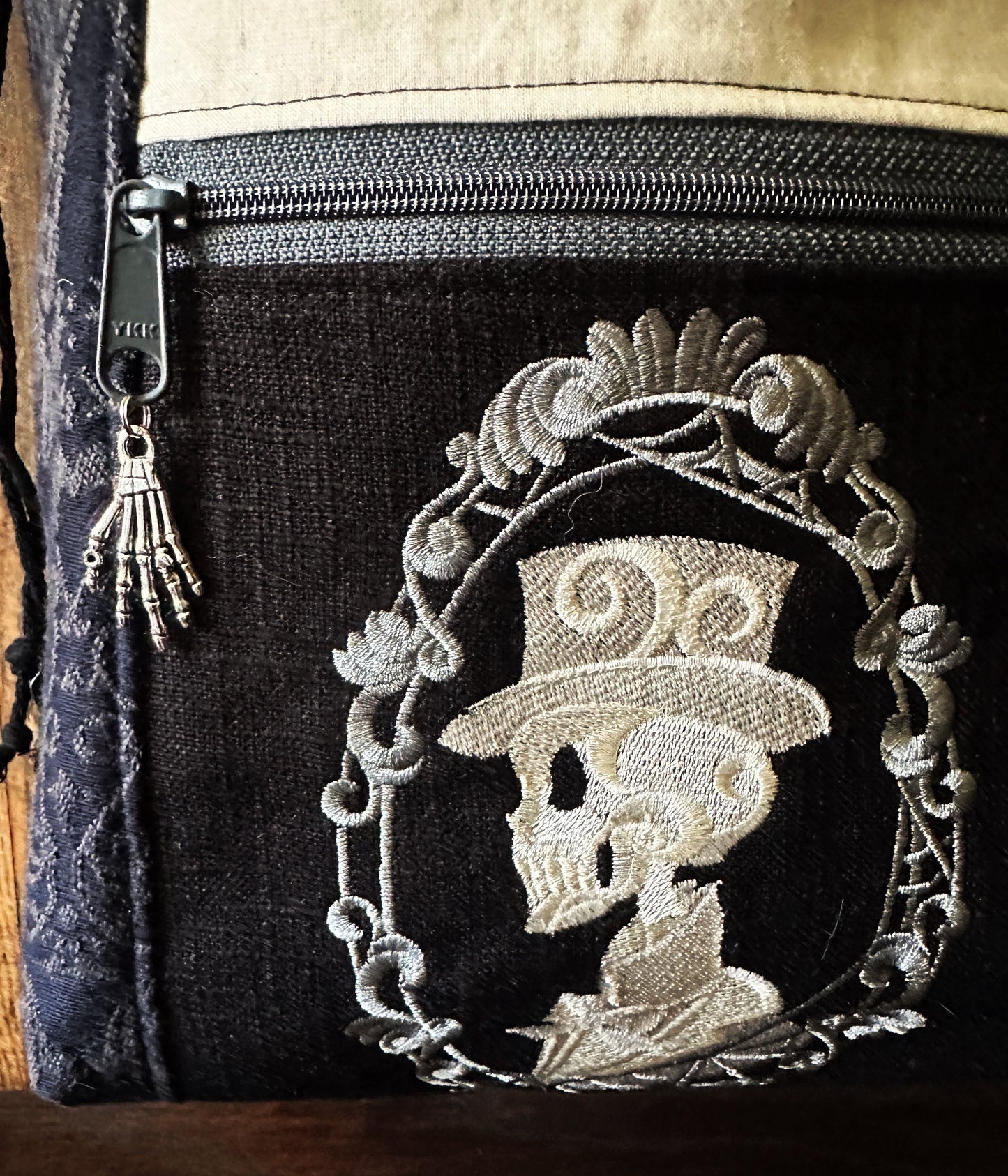 His Gothic Silhouette Medium Firefly Project Bag