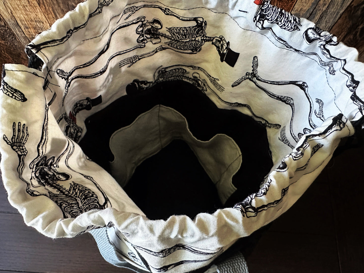 Her Gothic Silhouette Medium Firefly Project Bag