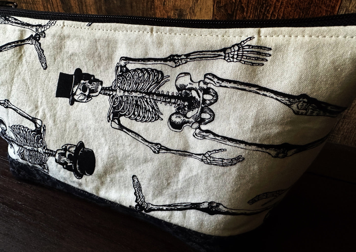 Dapper Skeleton Medium Open Wide Spindle Bag