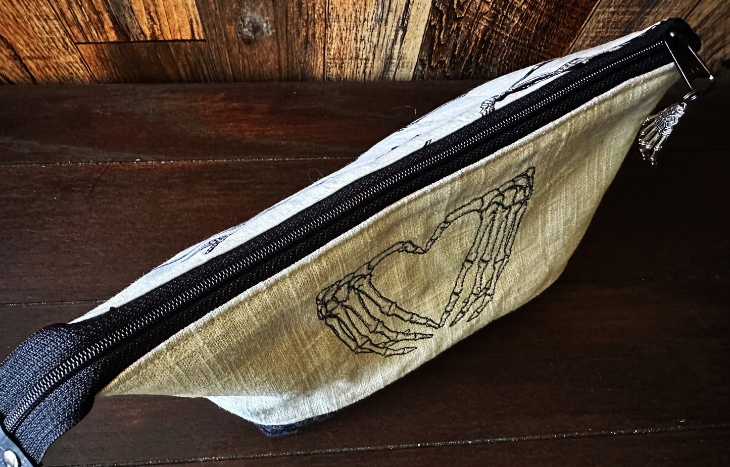 Dapper Skeleton Medium Open Wide Spindle Bag