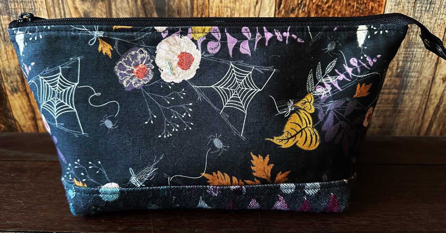 Cobweb Drape Medium Open Wide Spindle Bag