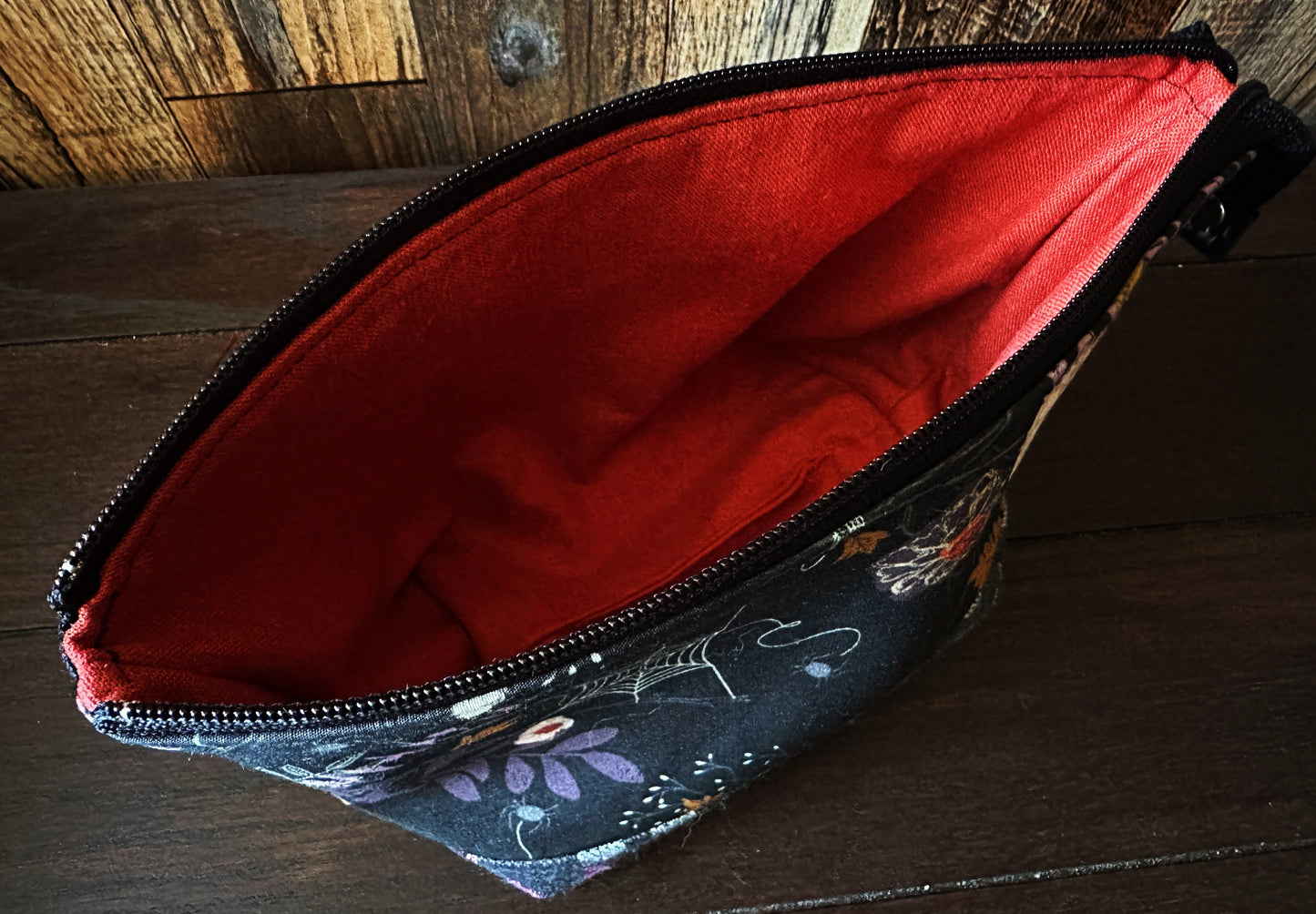Cobweb Drape Small Open Wide Spindle Bag