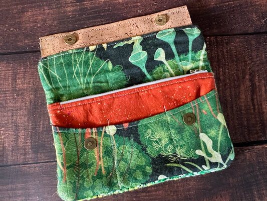 Mosses and Liverworts Minimalist Wallet