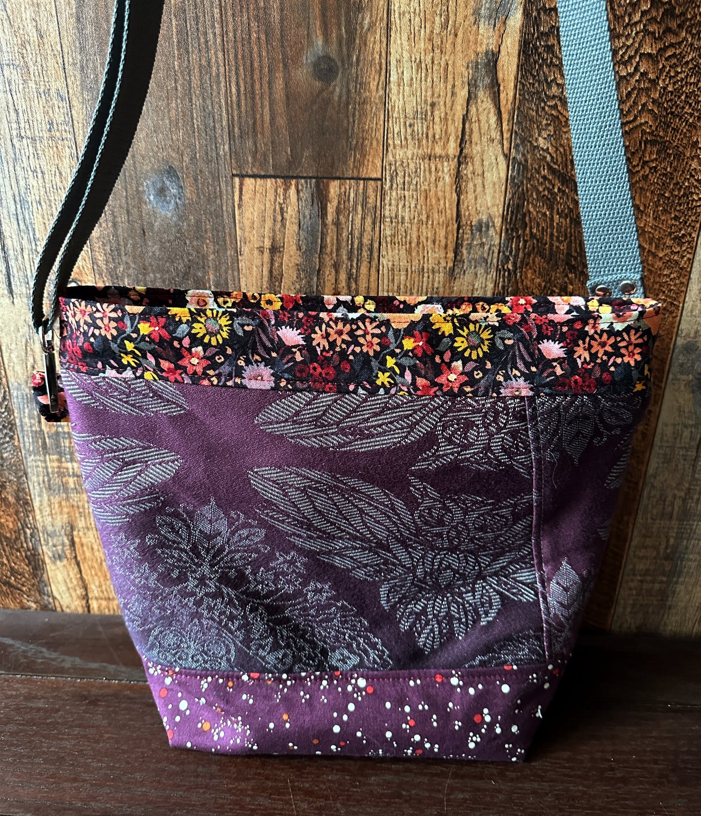 Owl Medium Shoulder Bag/Purse