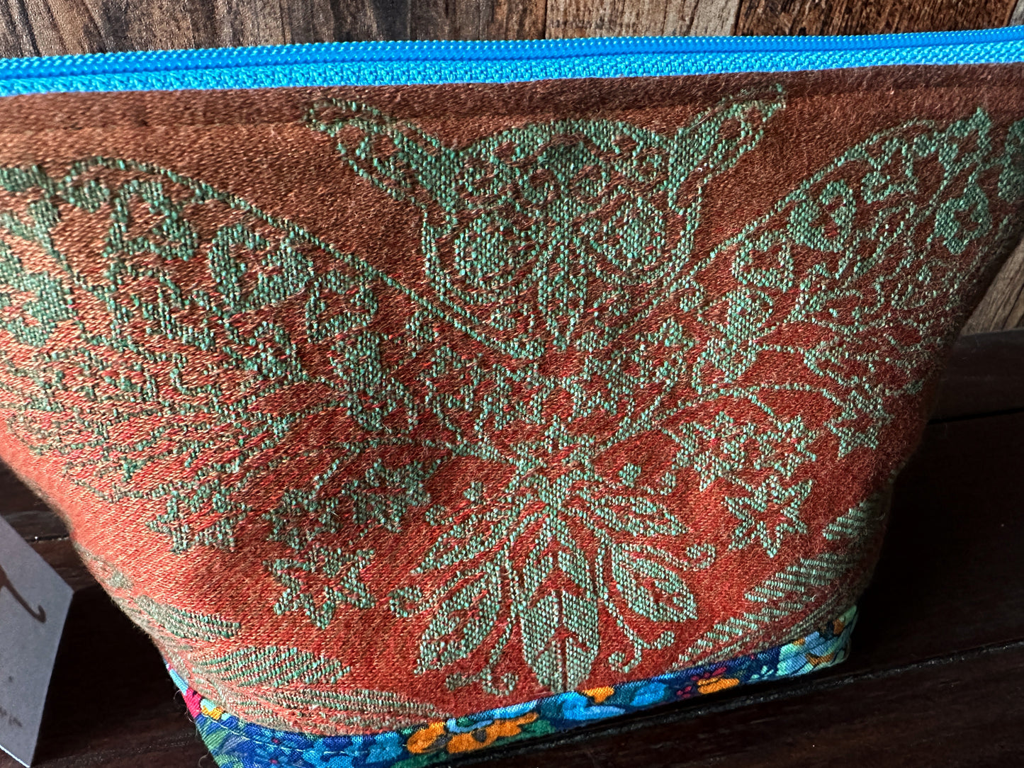 Trio of Owls Small Open Wide Spindle Bag
