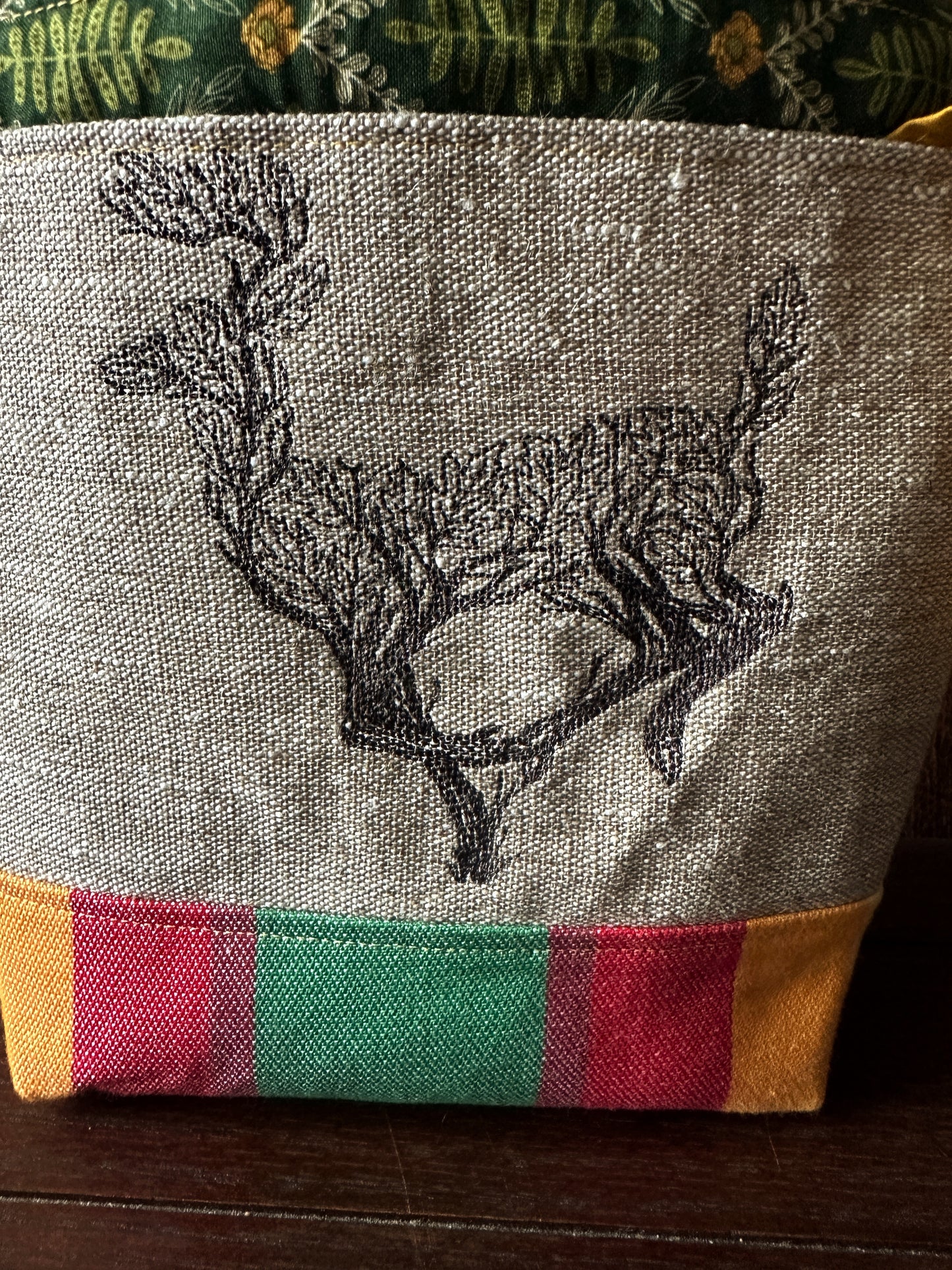 Deer in the Leaves Small Project Bag