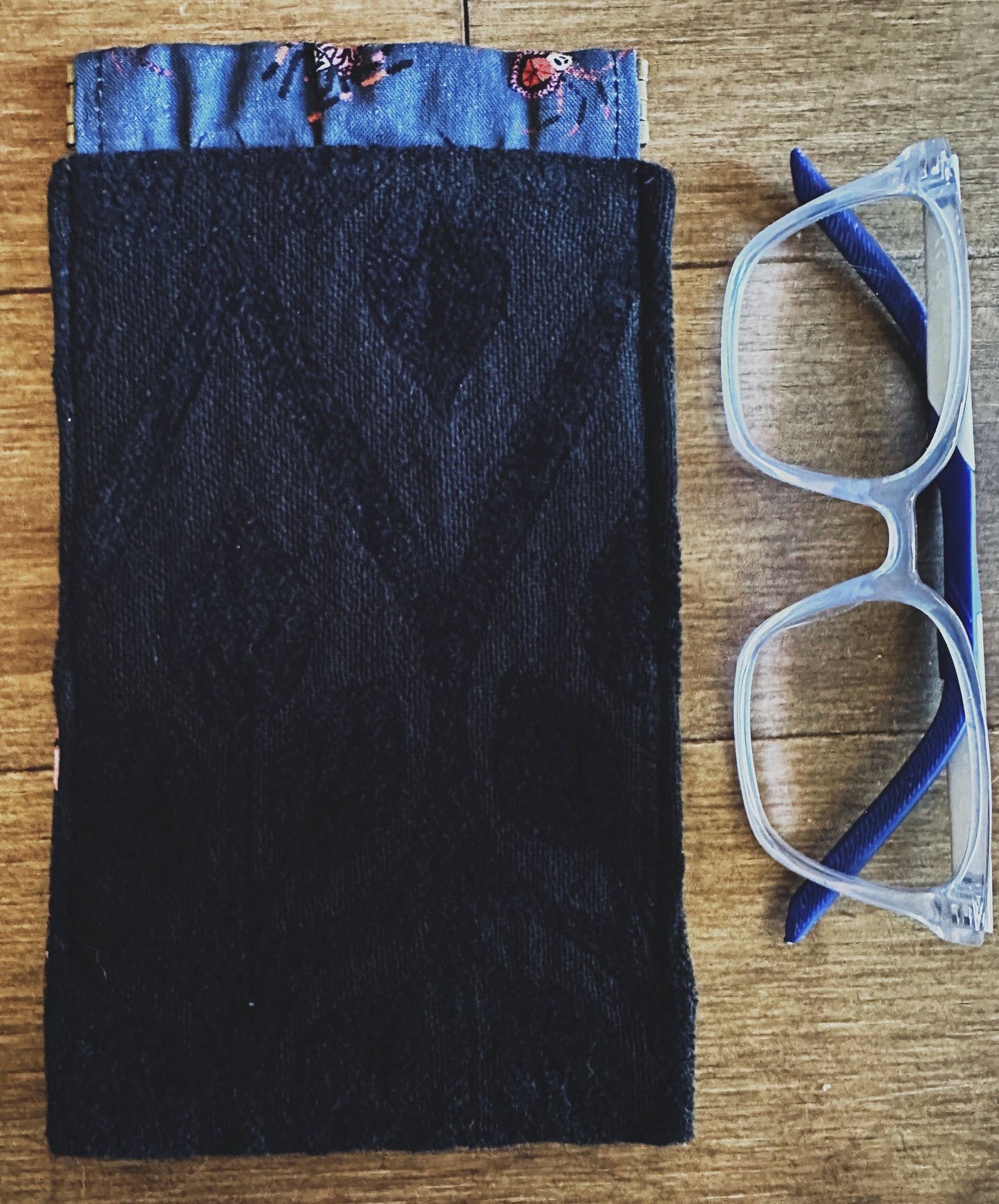 Spooky Skulls Padded Glasses Cases