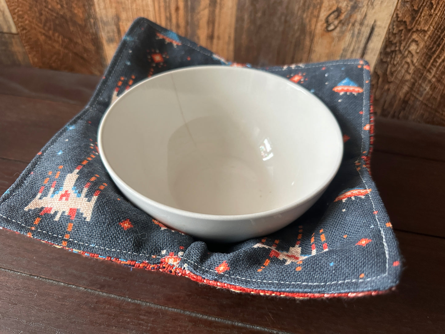 Retro Gamers Bowl Cozy