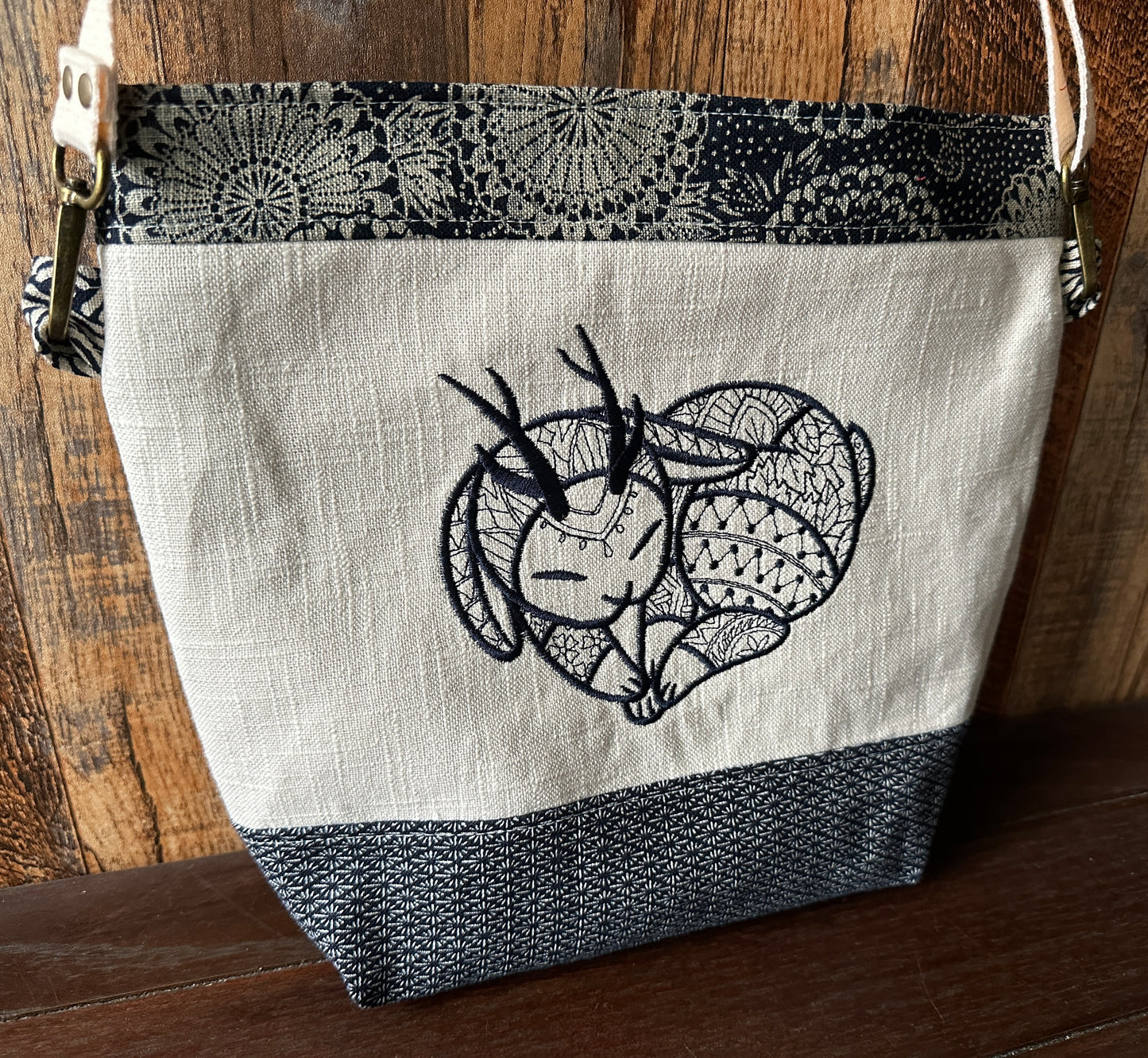 Indigo Linen with Jackalope Medium Shoulder Bag/Purse