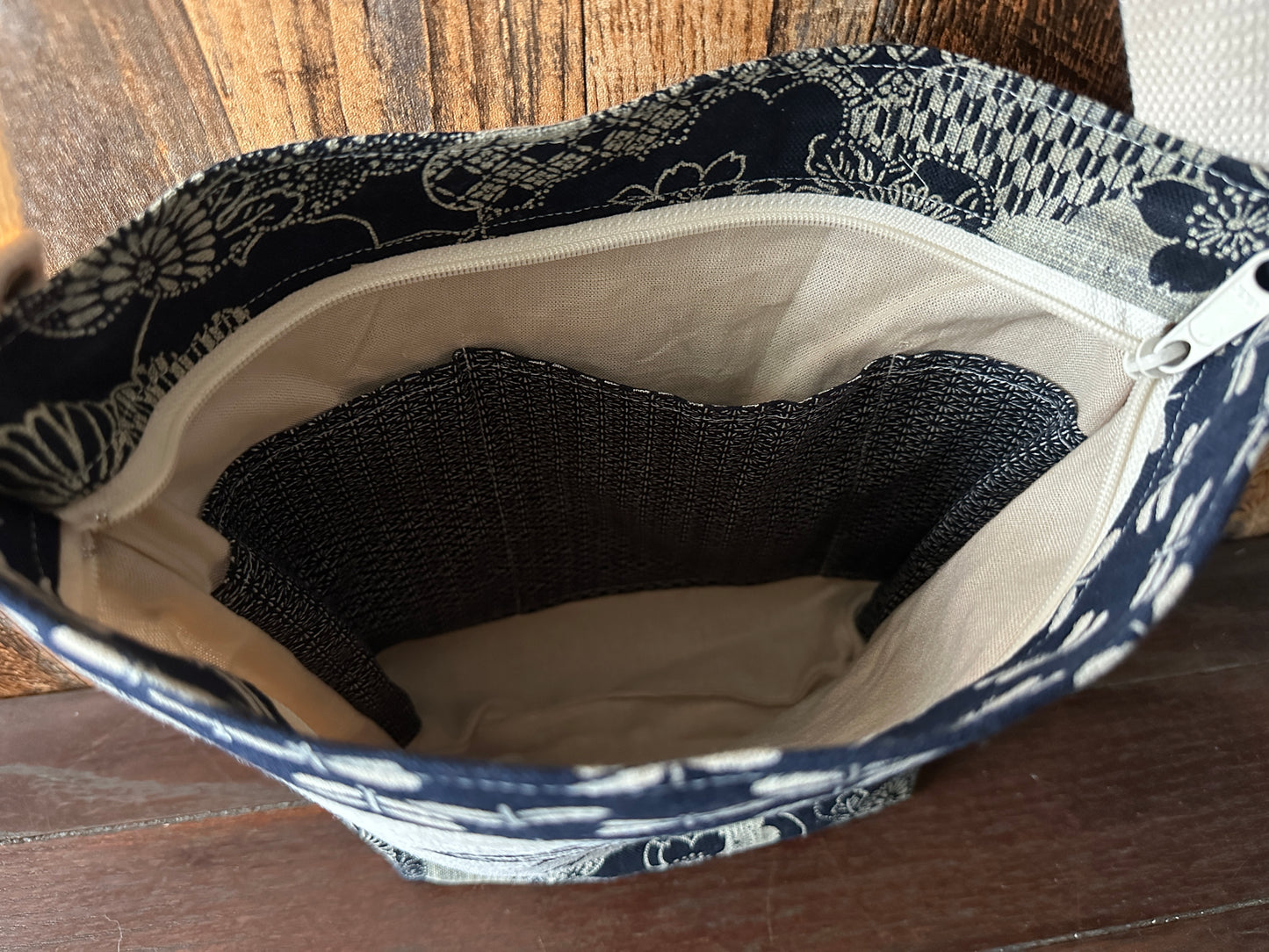 Indigo Linen with Raven Medium Shoulder Bag/Purse