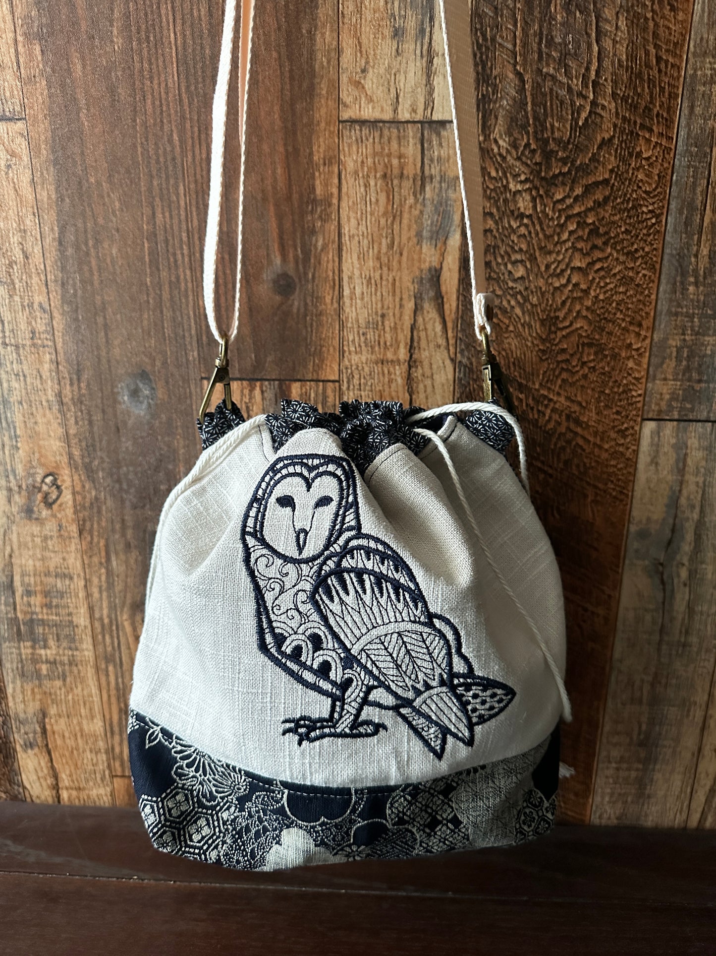 Indigo Linen and Barn Owl Medium Project Bag w/ Shoulder Strap
