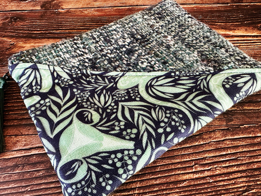 Uterus Garden with Handwoven Wool Zipper Bag