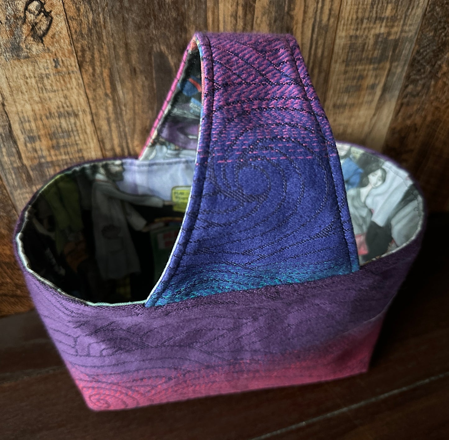 The Classics Small Basket Bag