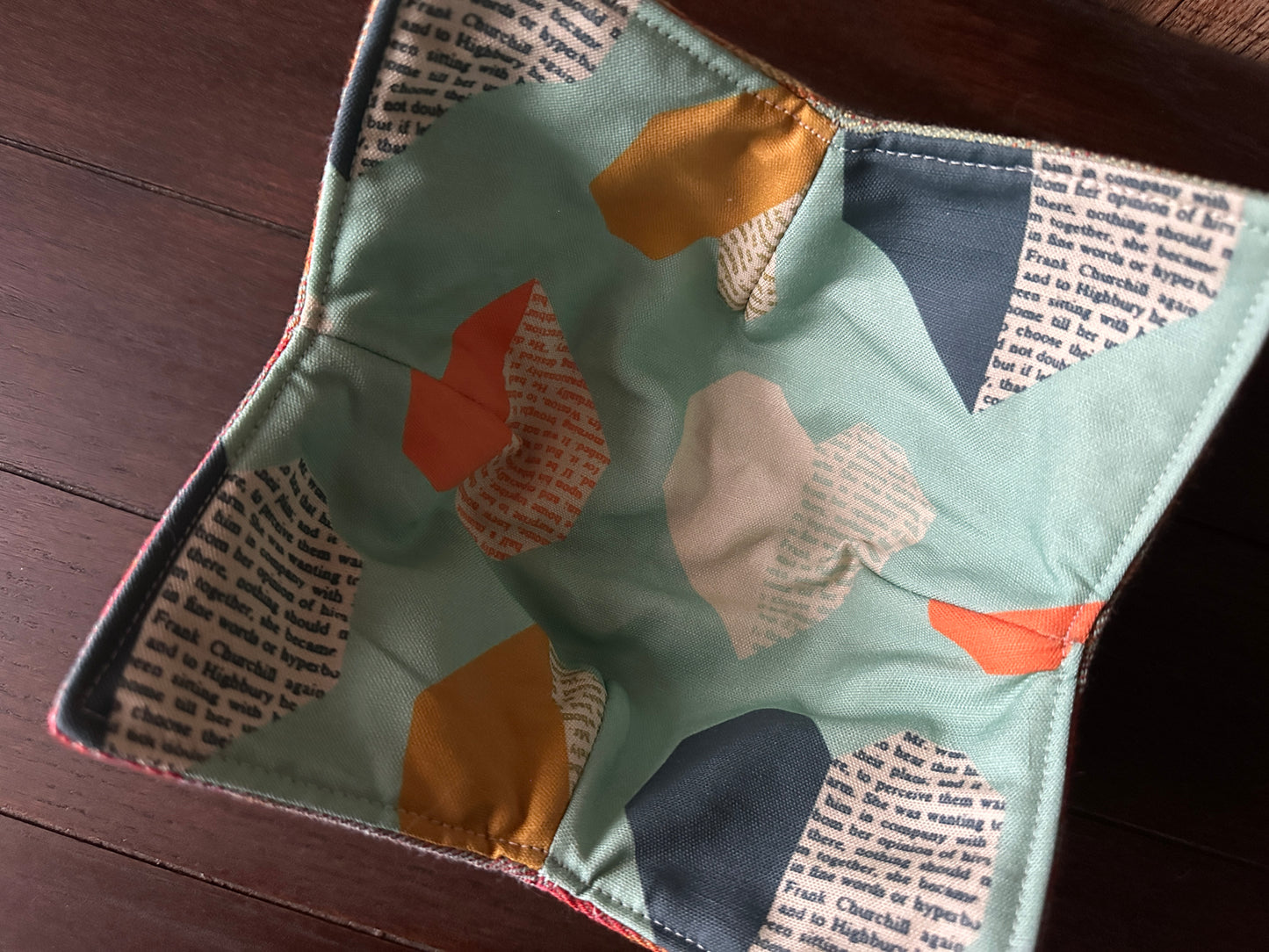 I Heart Books Bowl Cozy